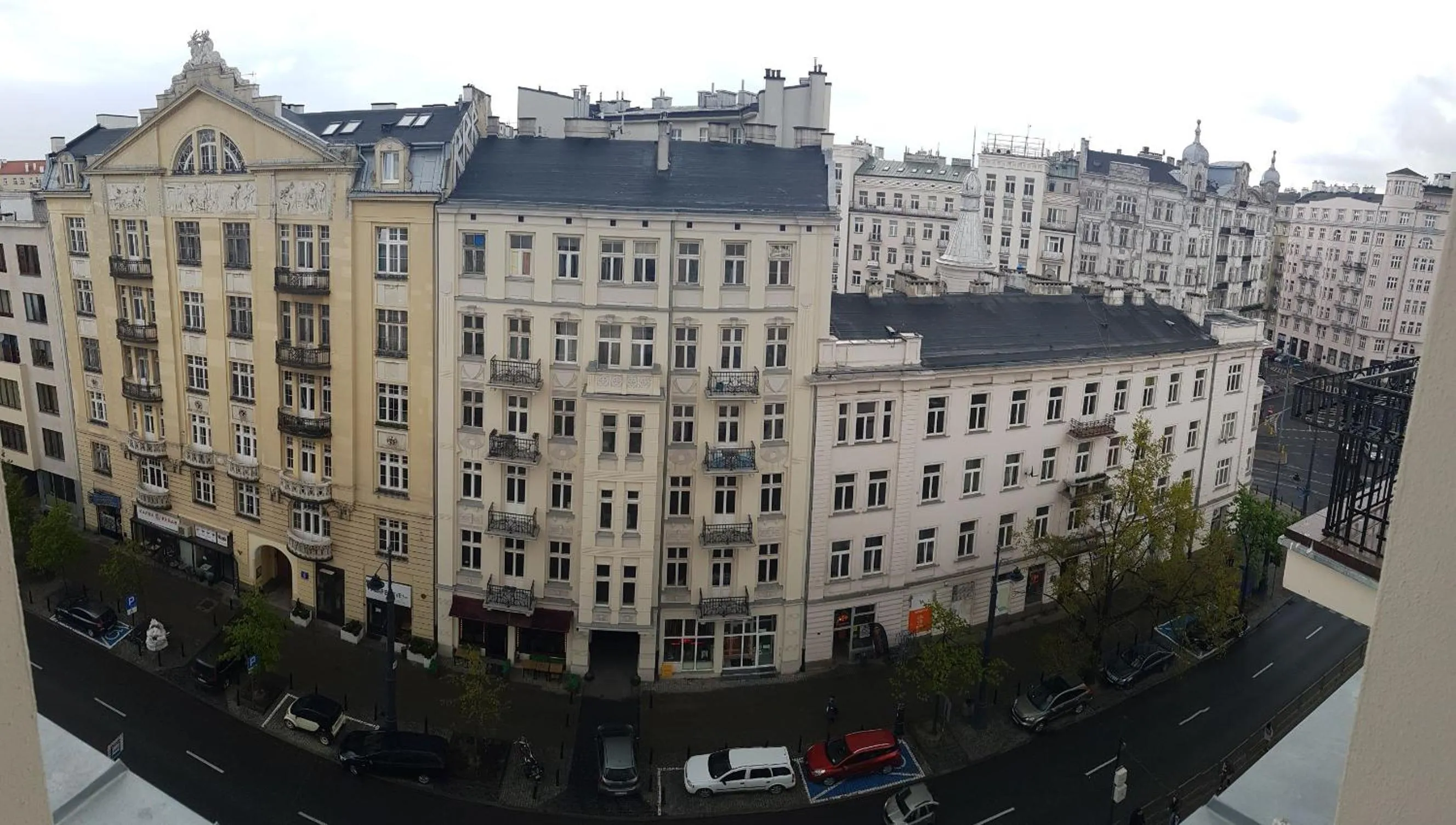 Neighbourhood in Planet Hostel