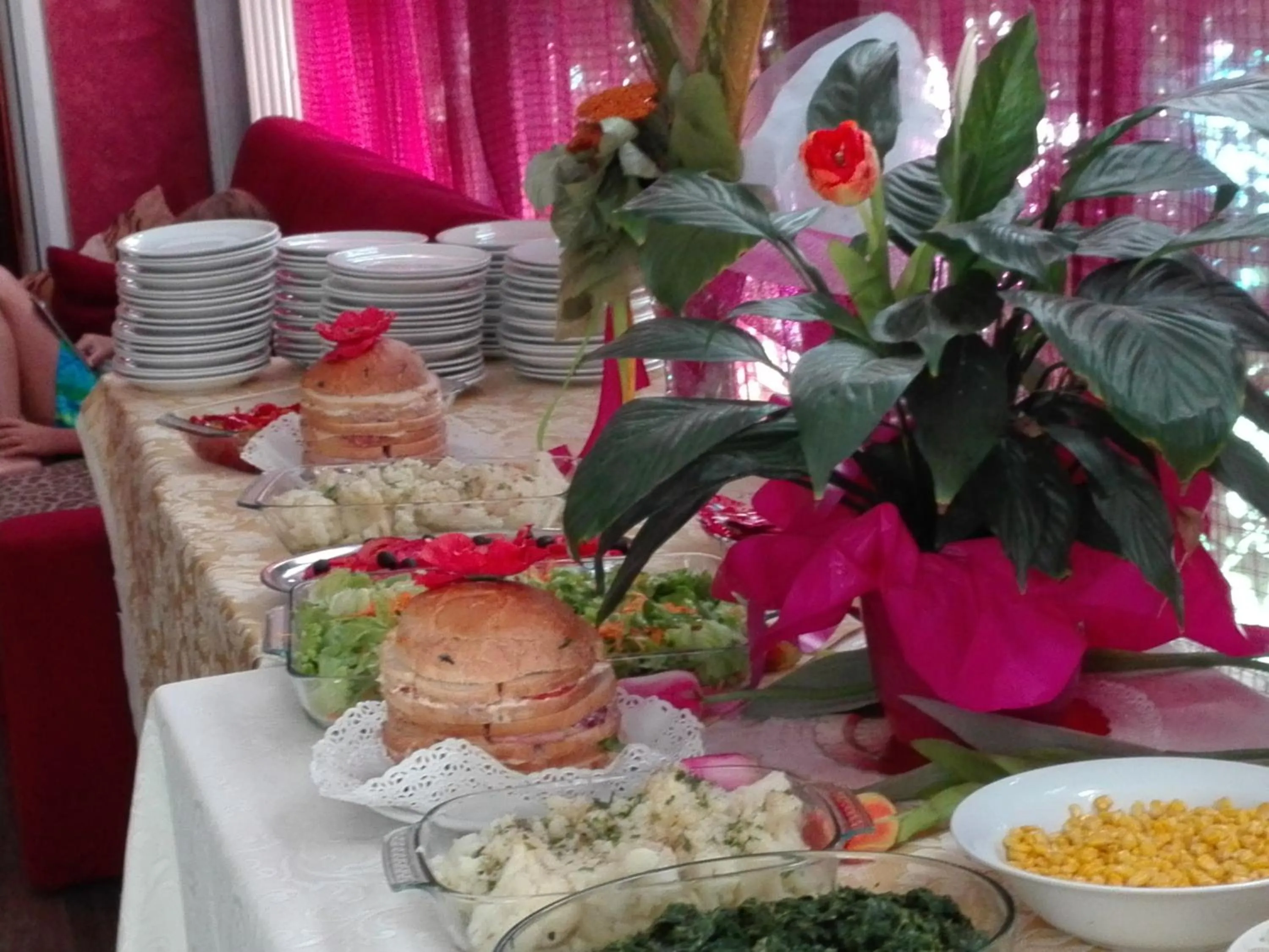 Food in Villa Lavinia