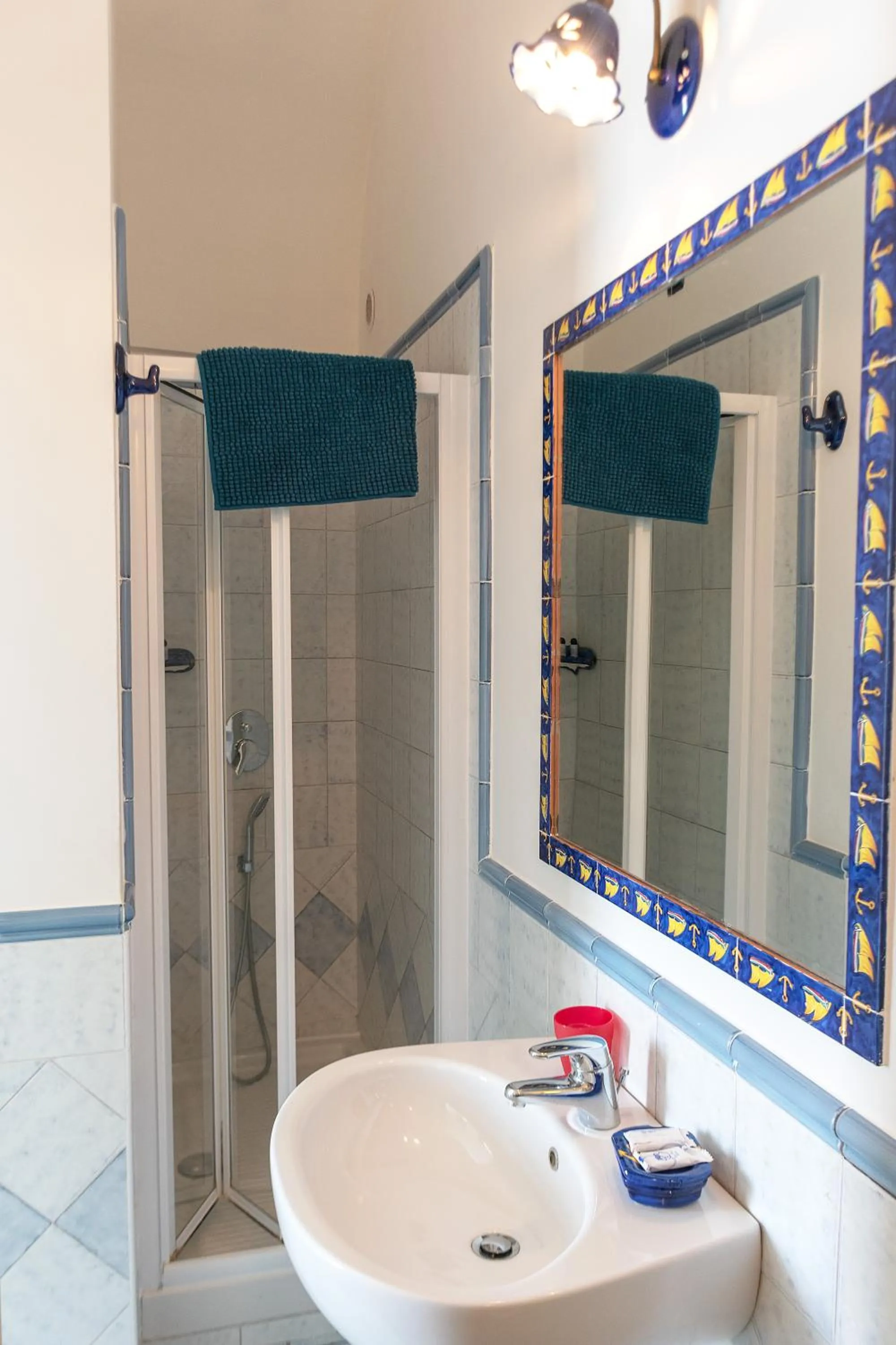 Bathroom in B&B Il Porticciolo di Amalfi