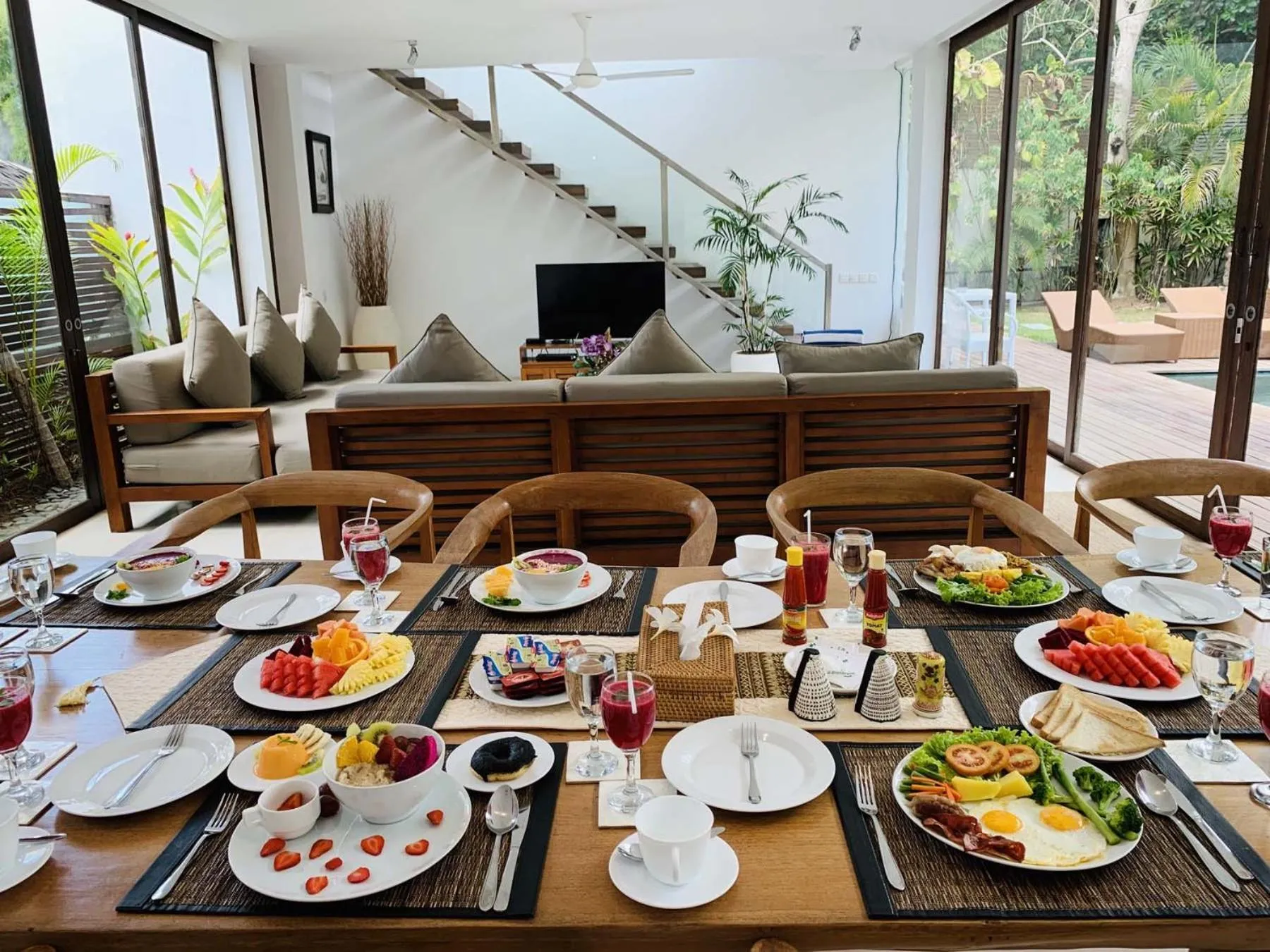 Breakfast in Beach Axis Villa, Seminyak