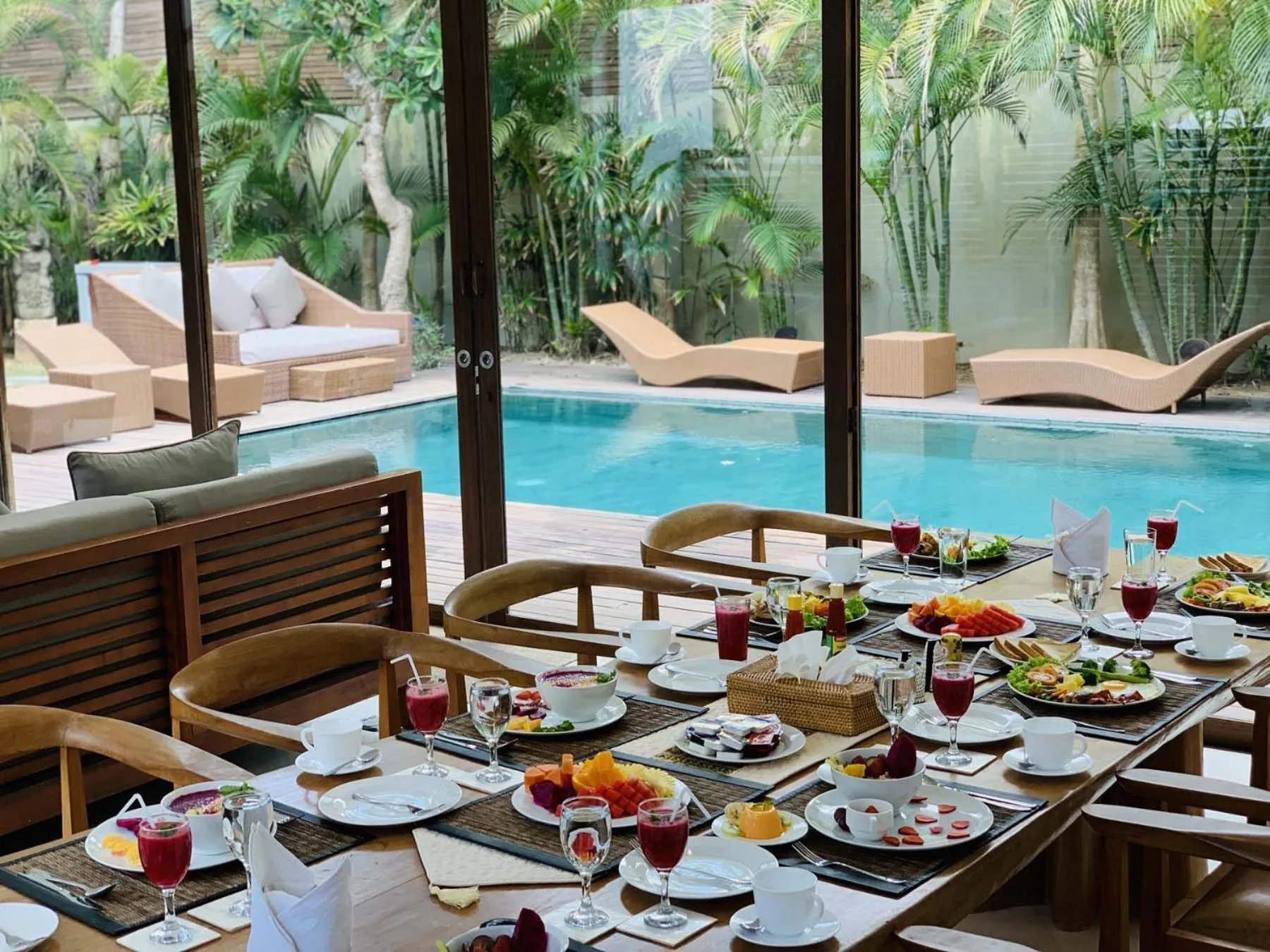 Breakfast in Beach Axis Villa, Seminyak