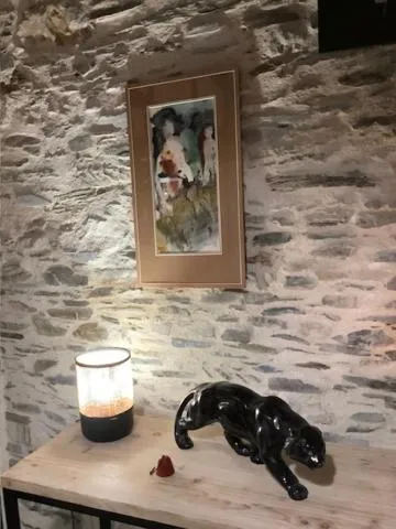 LE BEAU REPAIRE, chambres d'hôtes, quartier historique, 1 à 3 chambres, étage indépendant