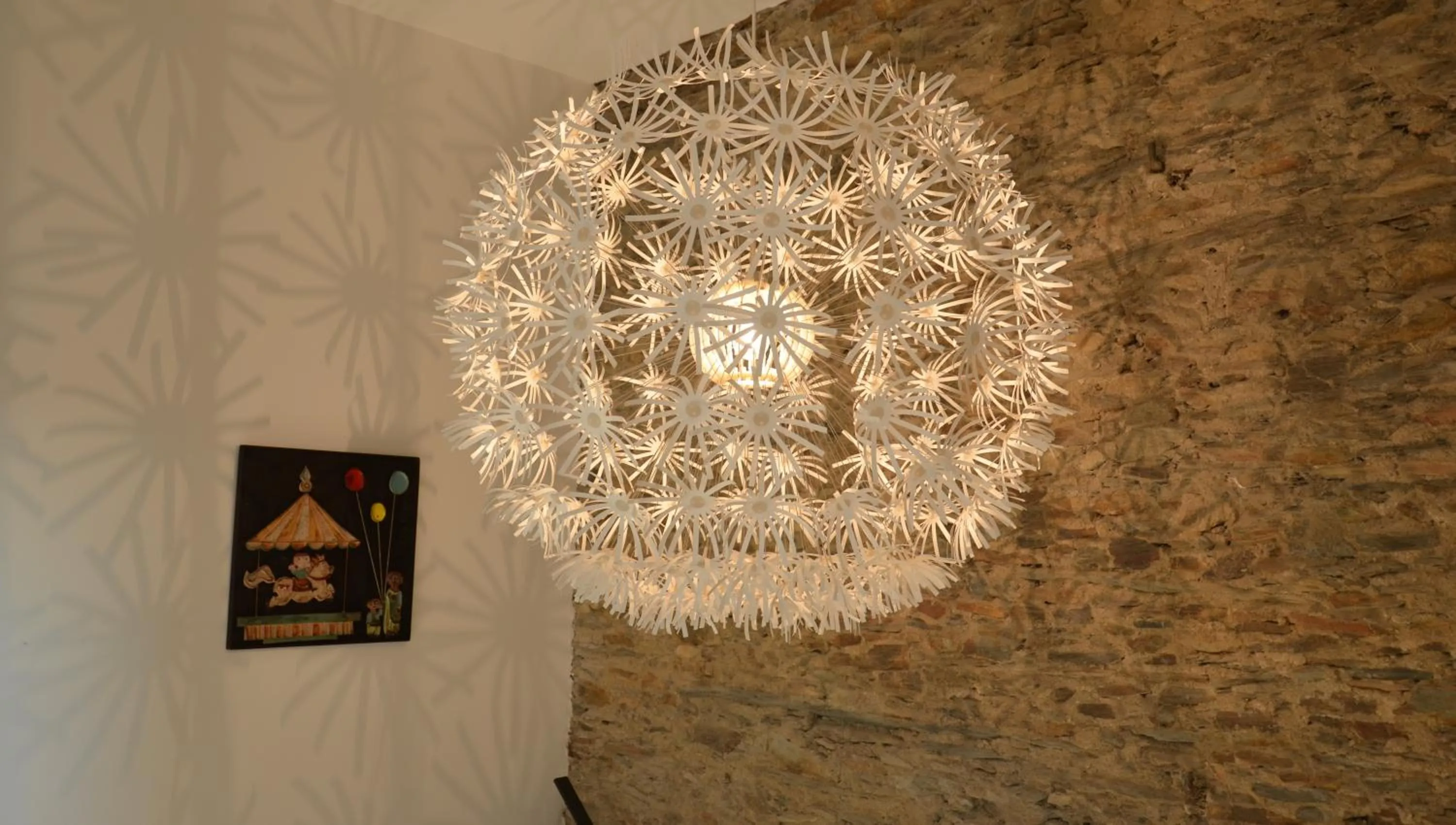 Decorative detail in LE BEAU REPAIRE, chambres d'hôtes, quartier historique, 1 à 3 chambres, étage indépendant