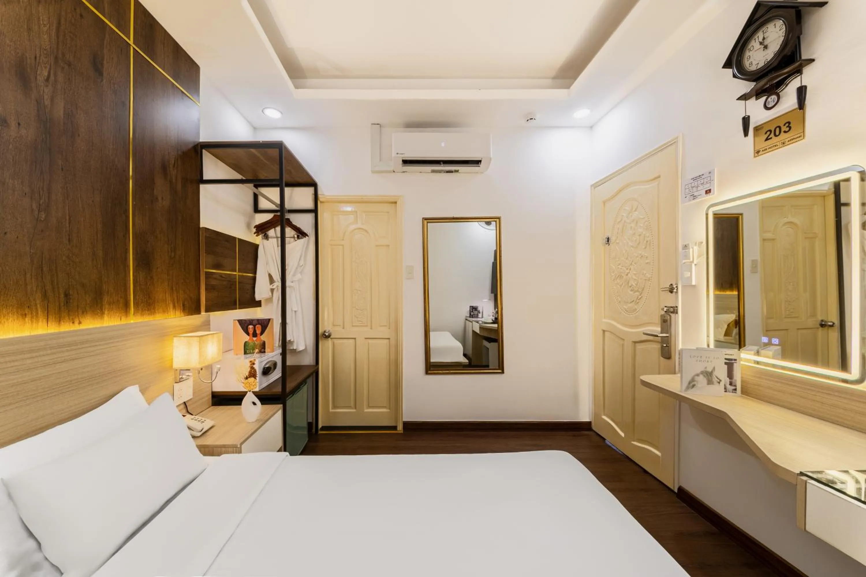 Bedroom, Bed in A25 Hotel - 274 Đề Thám