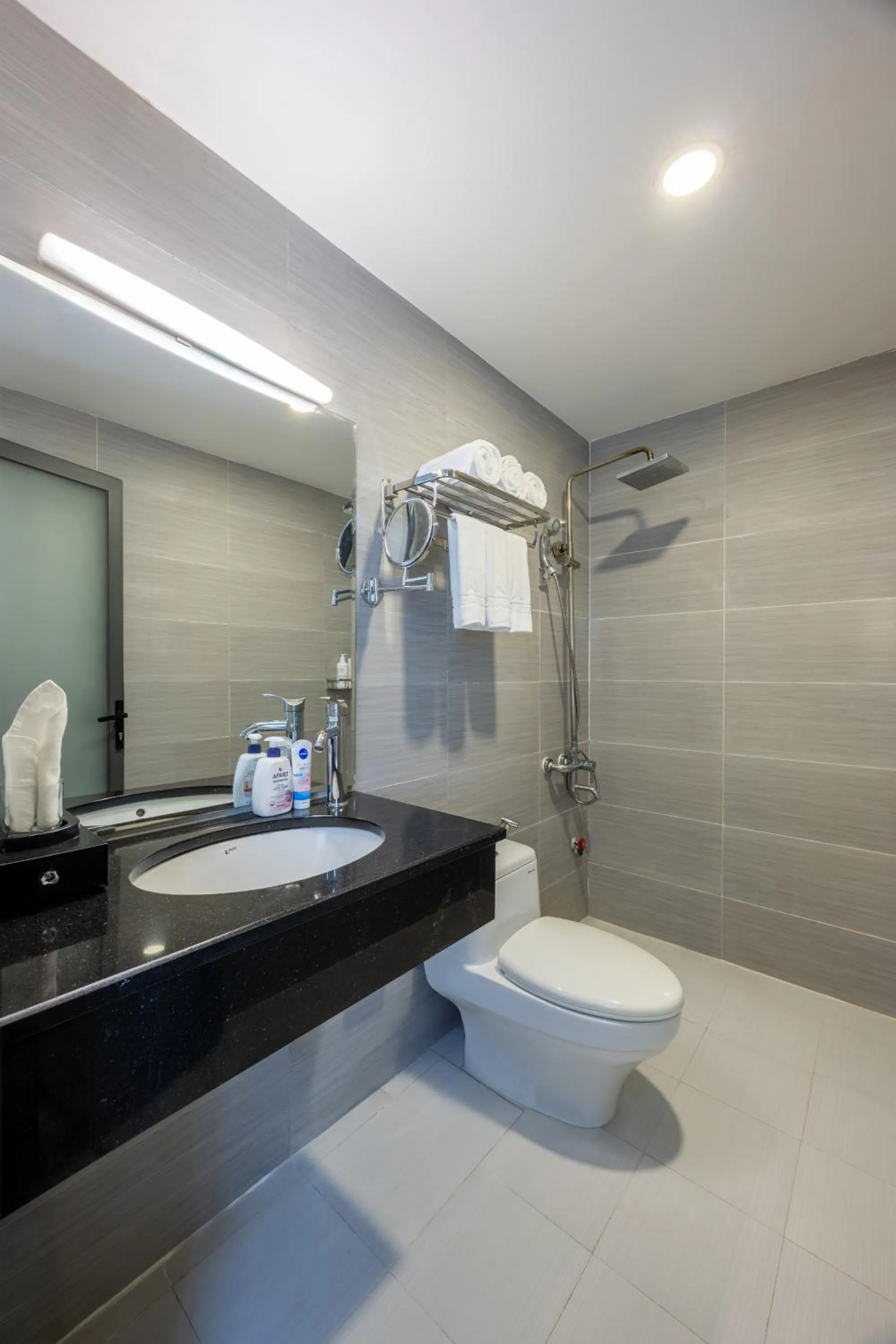 Bathroom in A25 Hotel - 274 Đề Thám