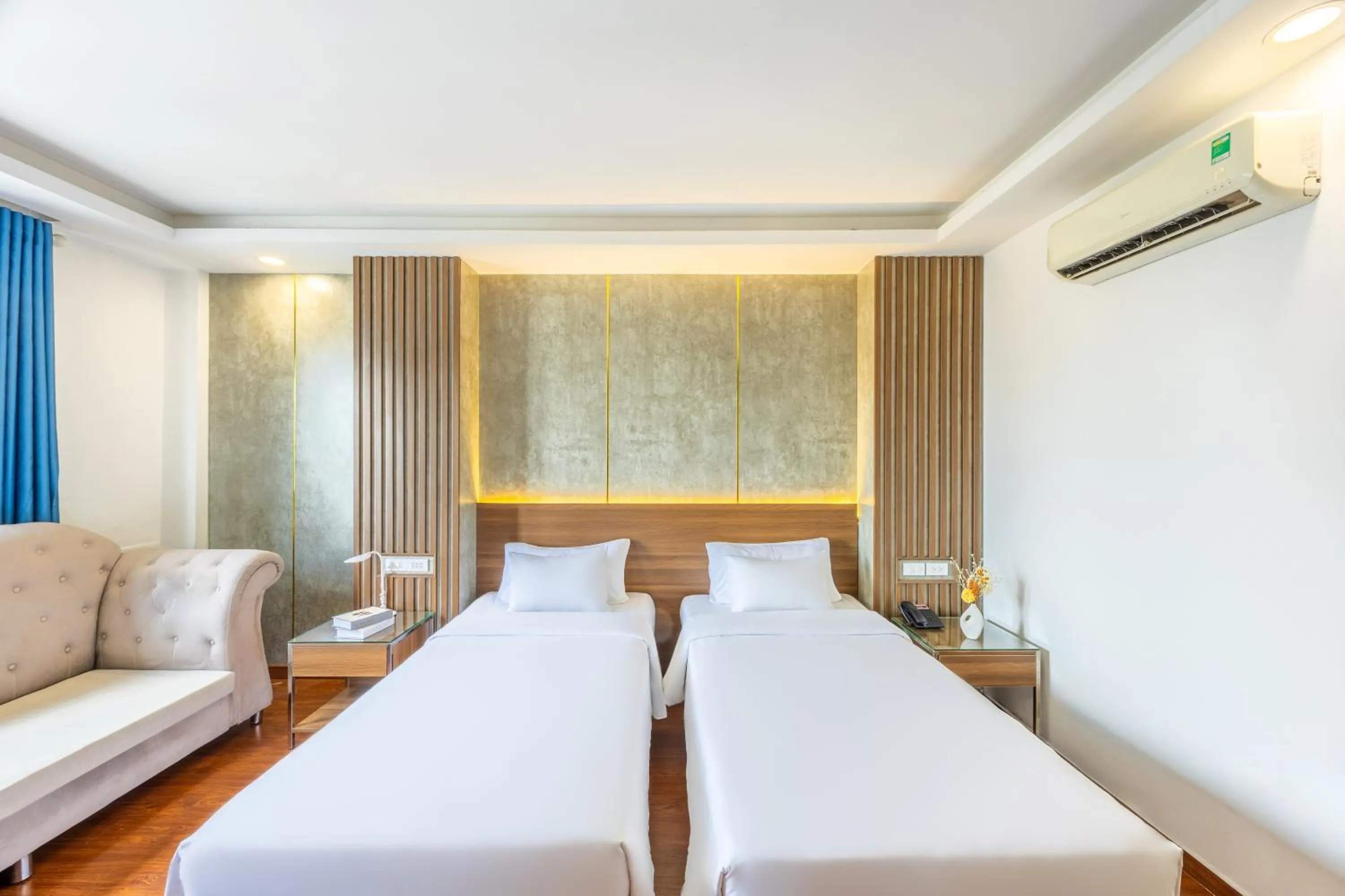 Bed in A25 Hotel - 274 Đề Thám