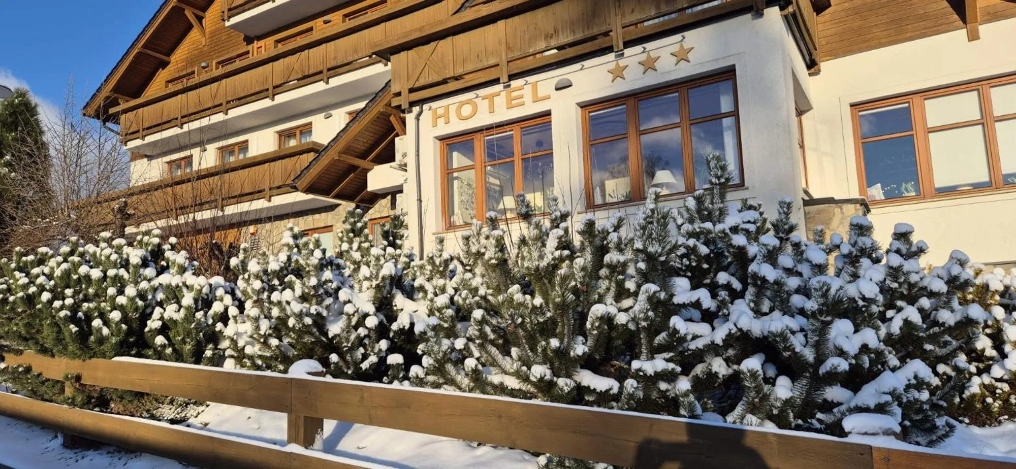 Property building in Hotel Alpejski