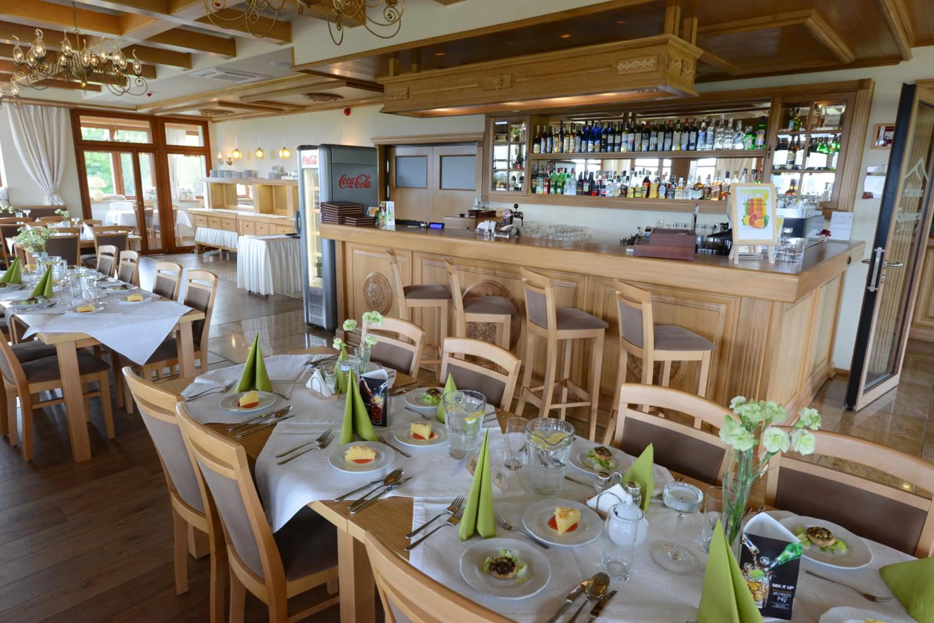 Lounge or bar in Hotel Alpejski