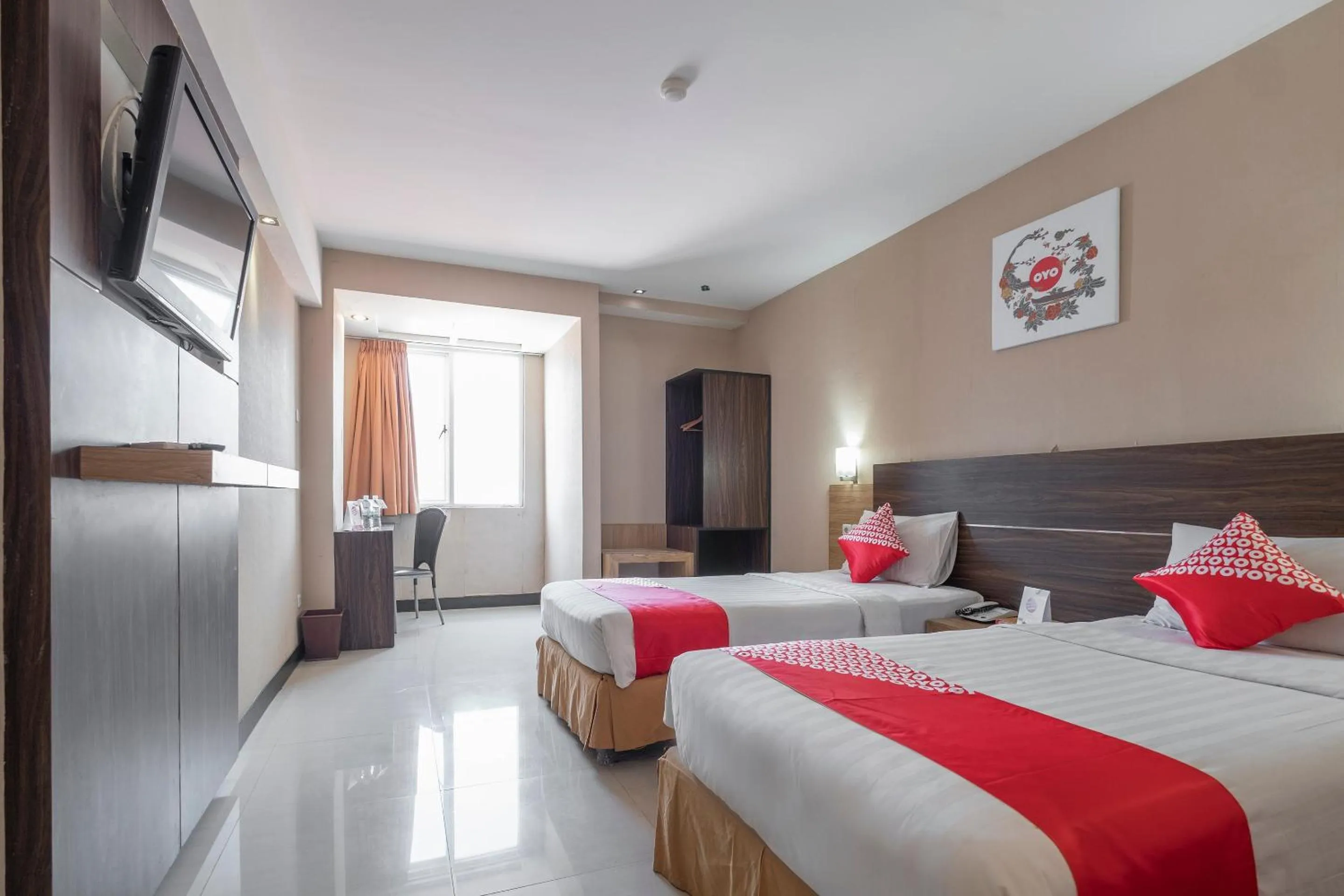 Bedroom, Bed in OYO 1081 Allson City Hotel Makassar