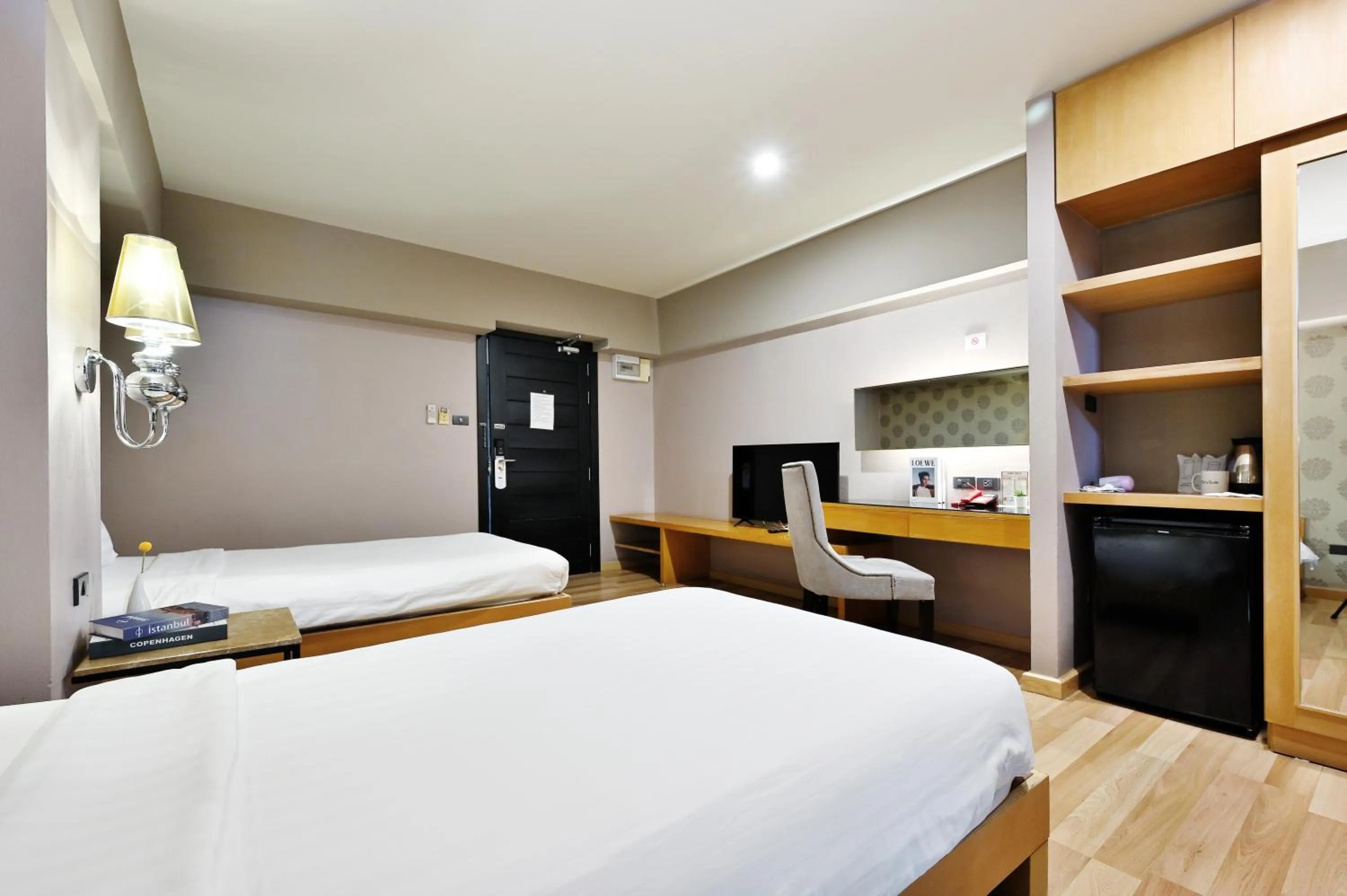 Bedroom, Bed in Diary Suite