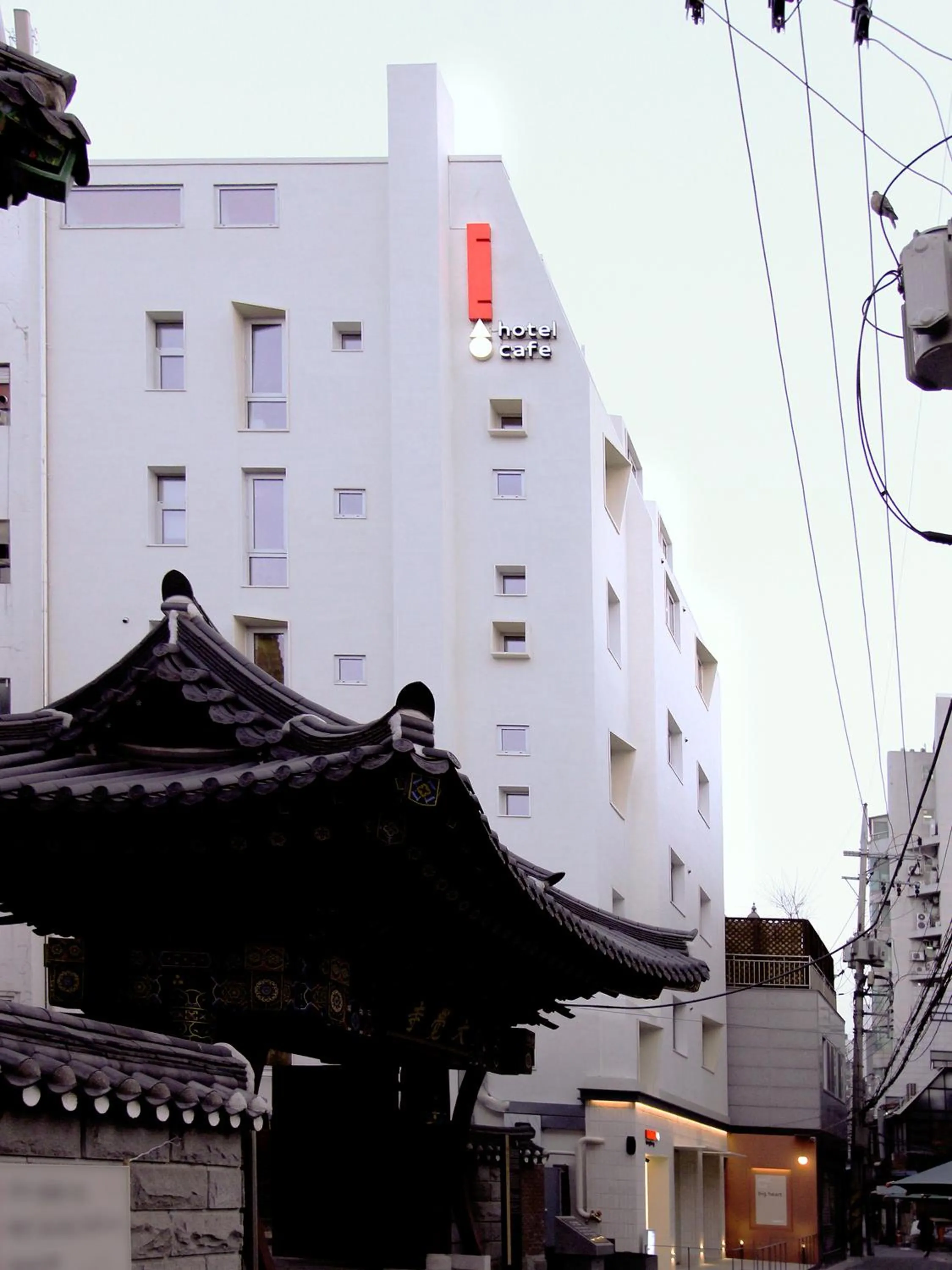 Tong Tong Petit Hotel