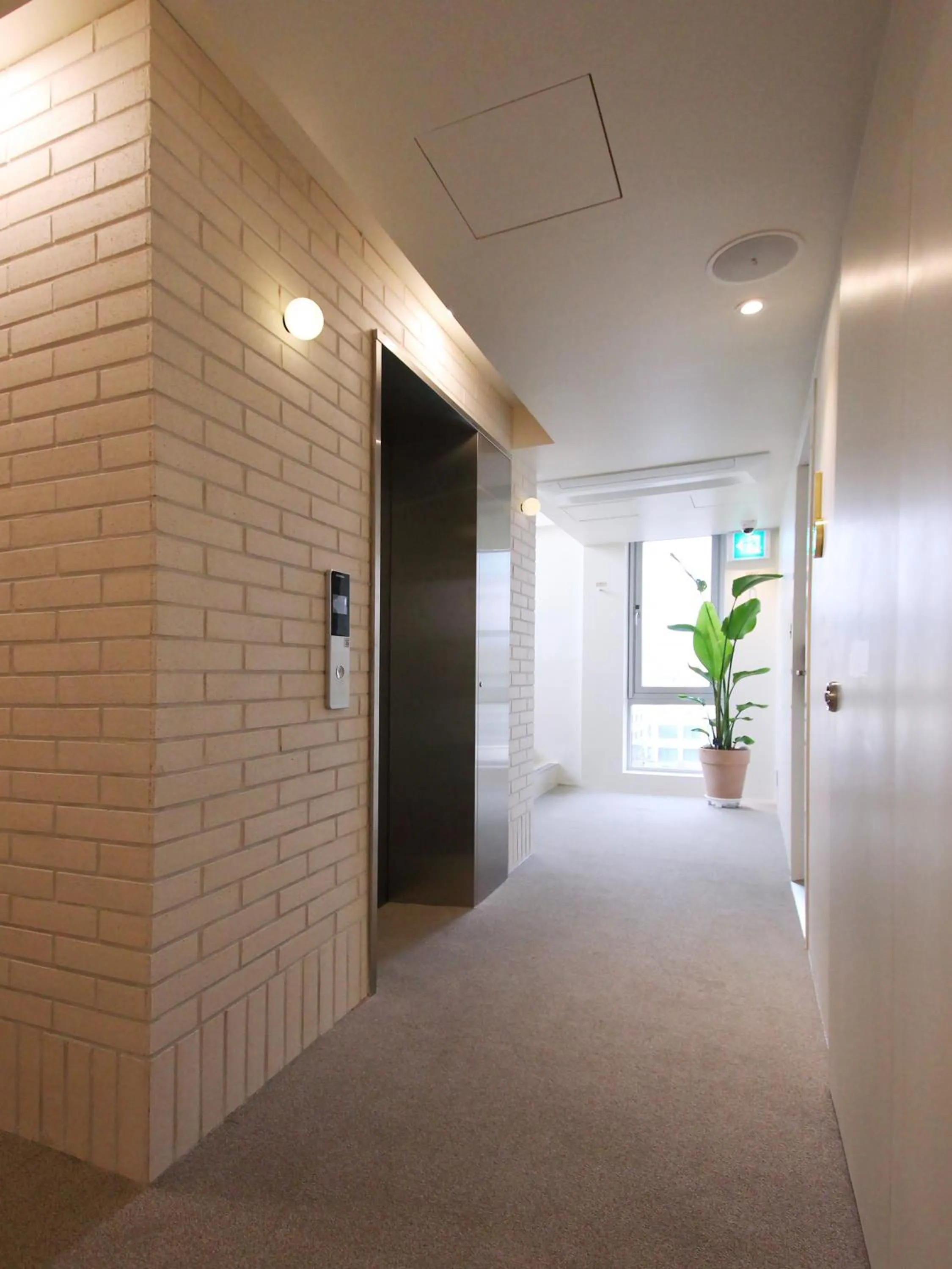 Tong Tong Petit Hotel