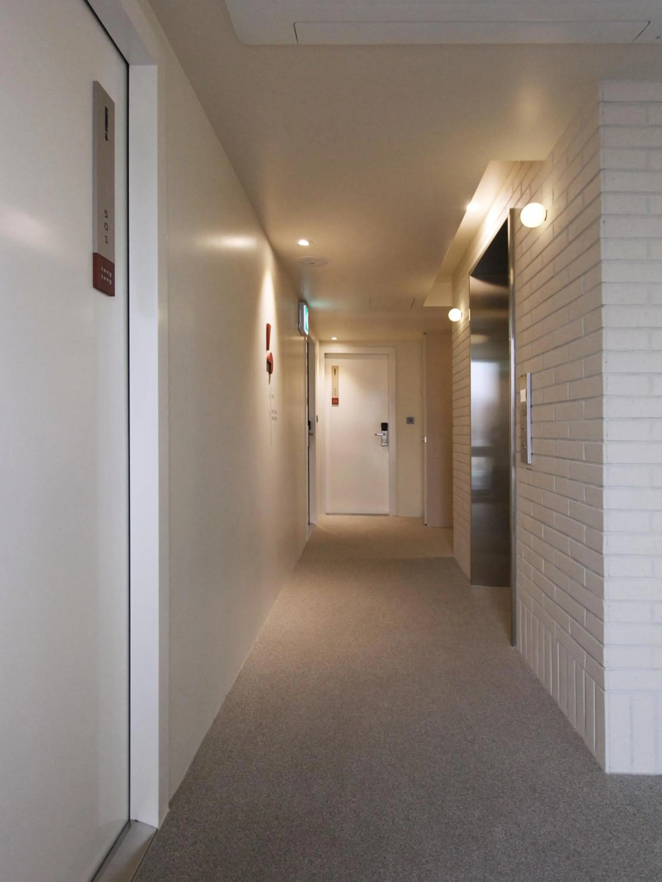 Tong Tong Petit Hotel