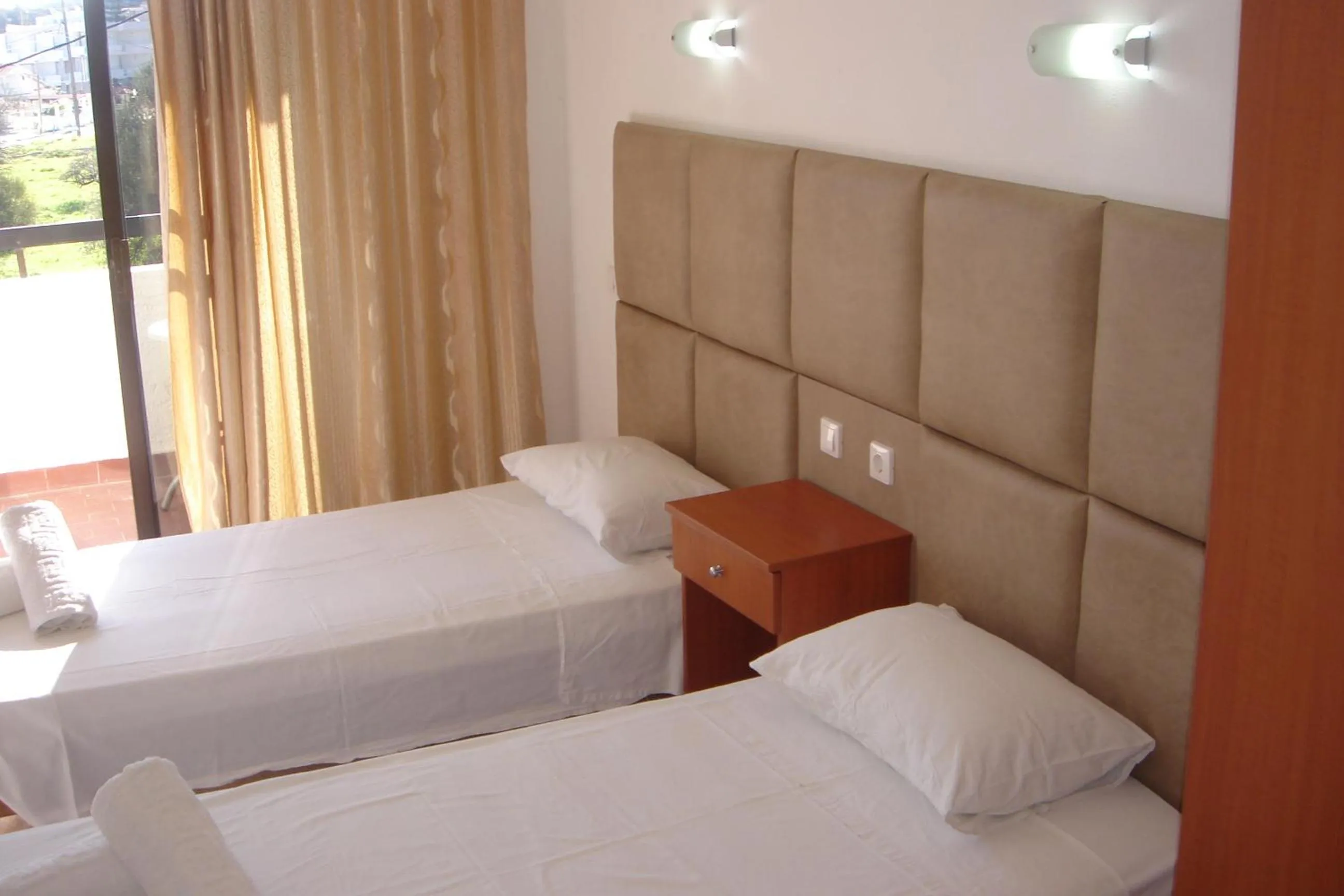 Photo of the whole room, Bed in Butterfly Studios, Faliraki
