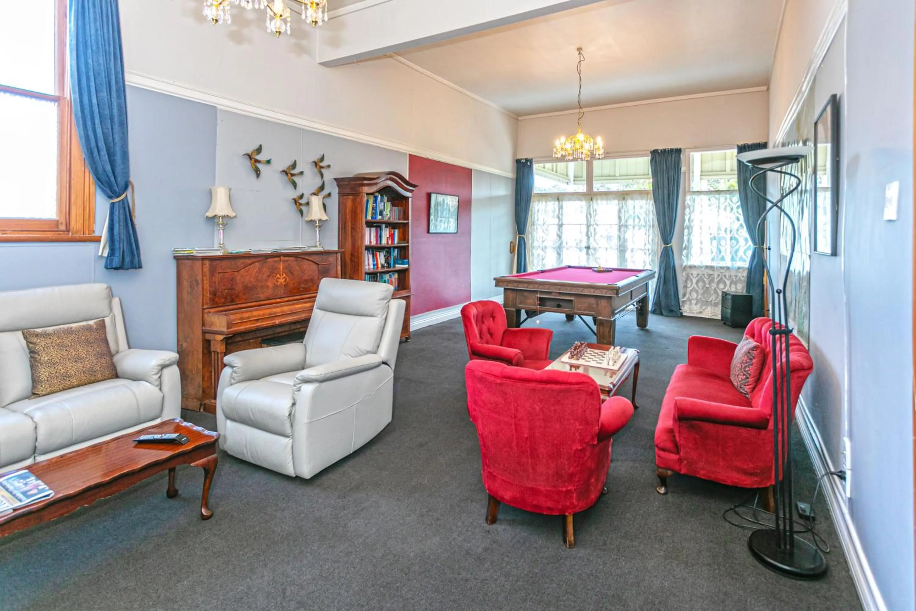 Property building in Lady Bowen Bed & Breakfast