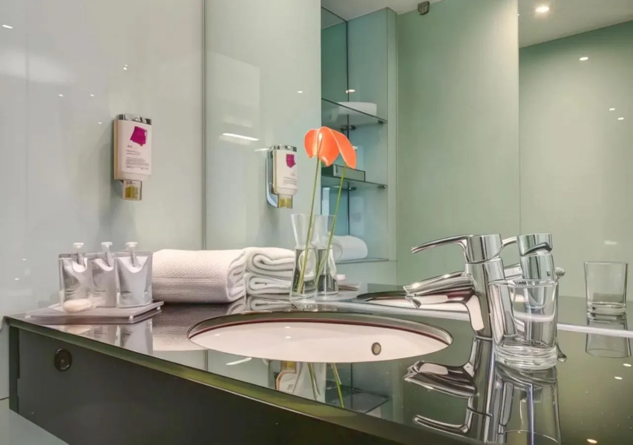 Bathroom in Hotel Orangerie