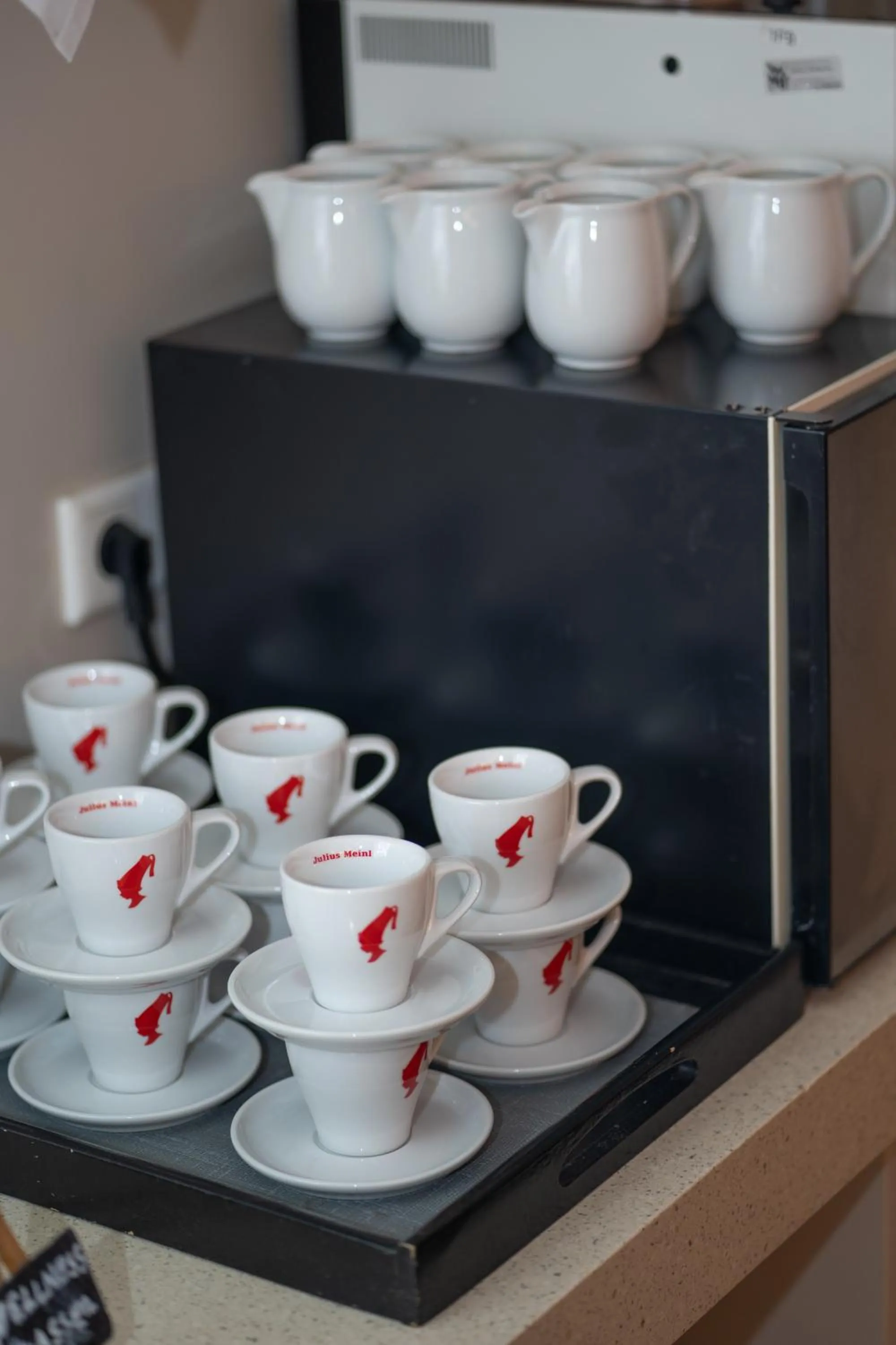Coffee/tea facilities in Hotel Orangerie