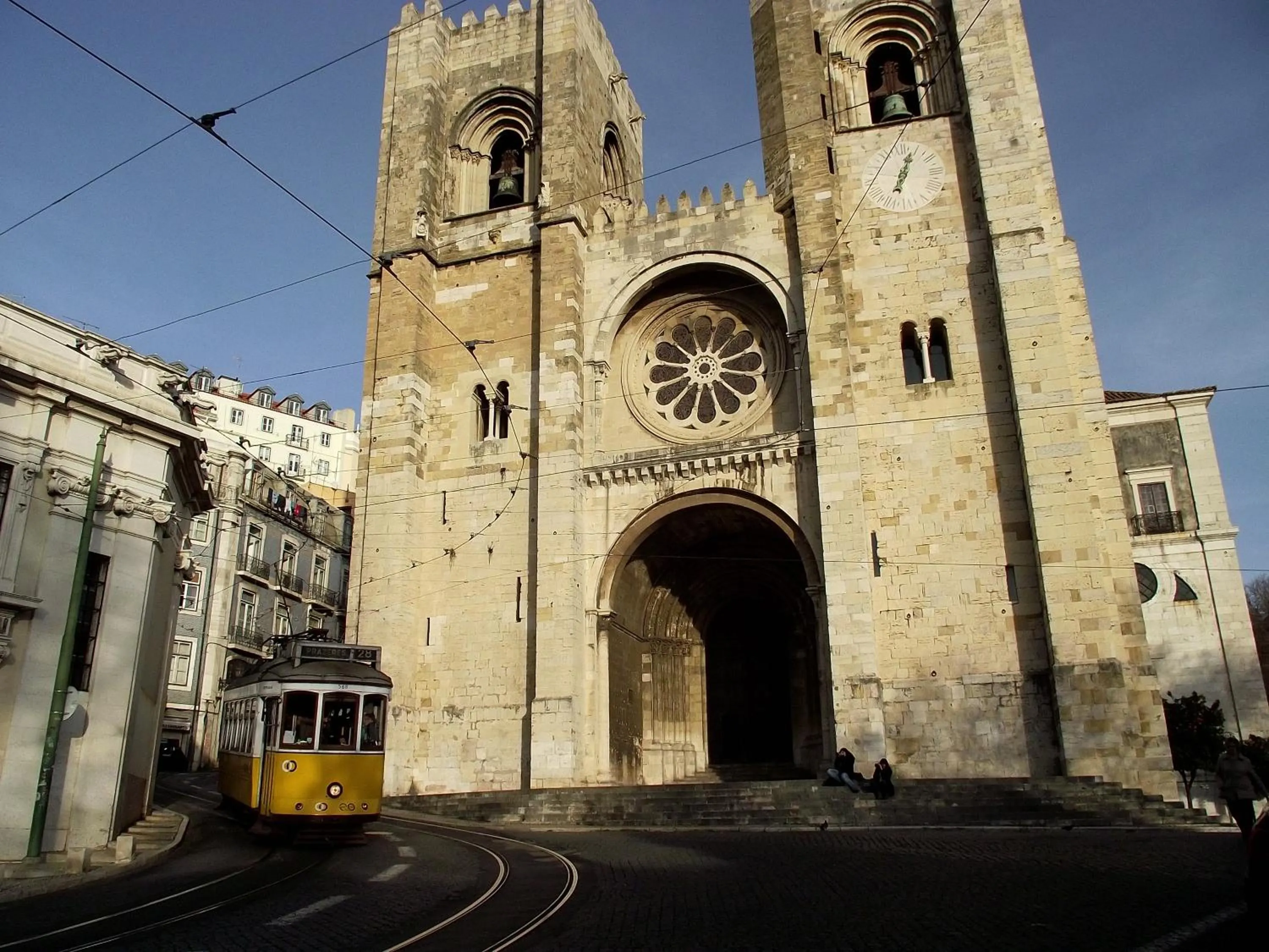 Nearby landmark in Solar Dos Mouros