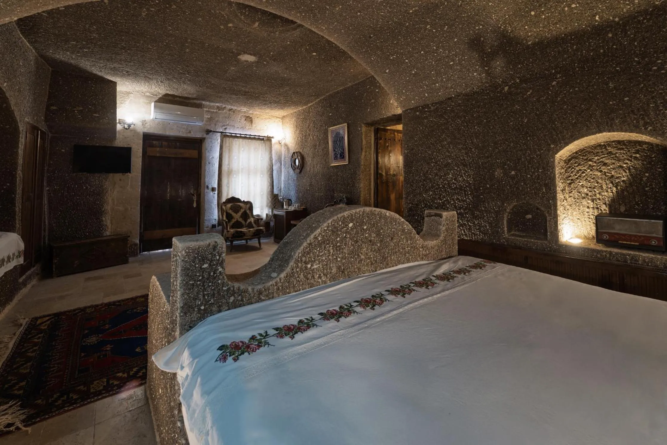 Bed in Grand Cave Suites