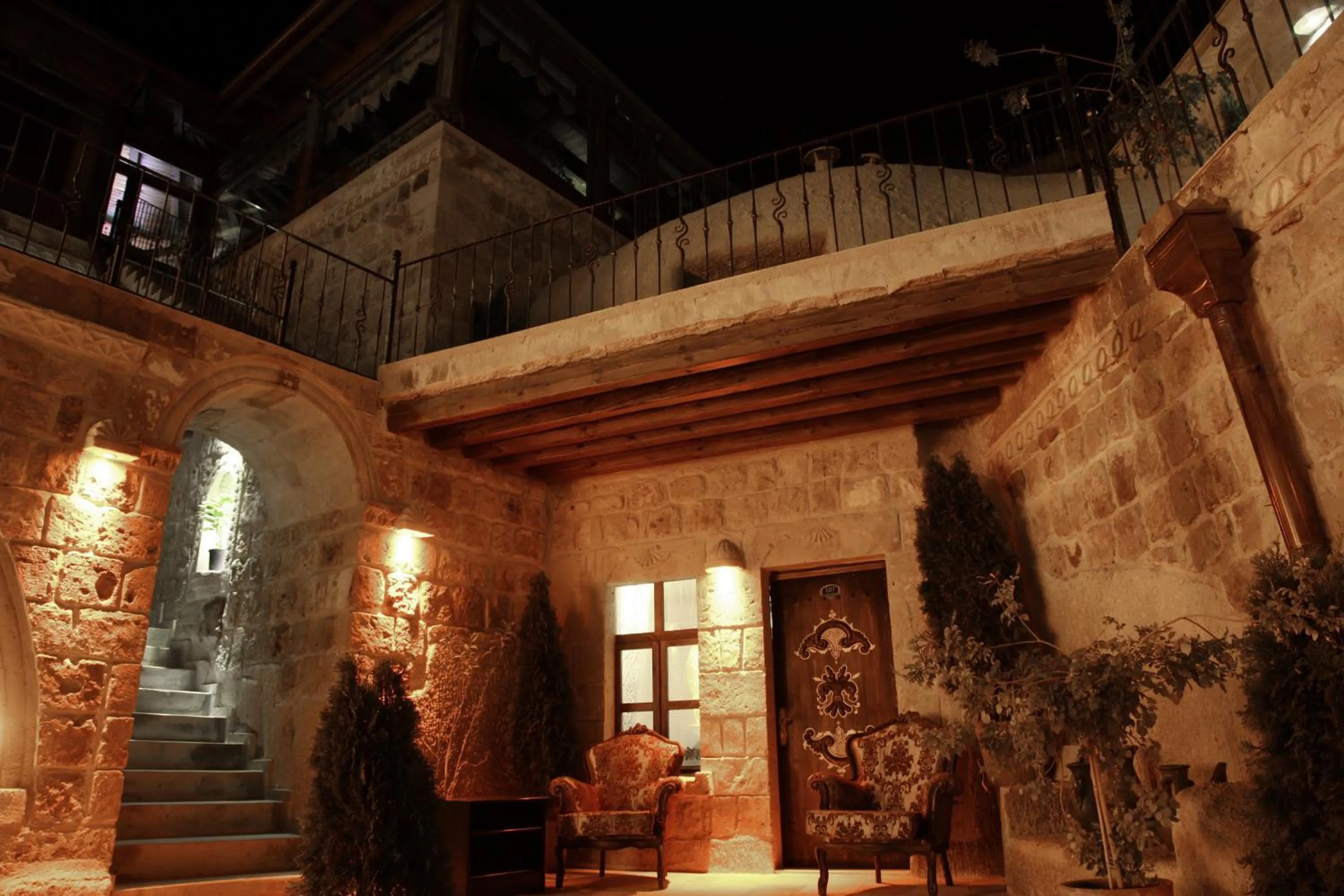 Decorative detail in Grand Cave Suites