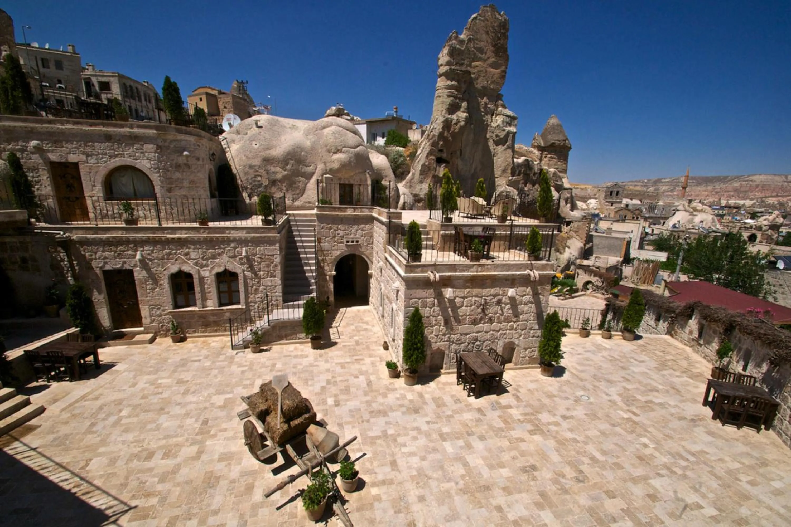 Balcony/Terrace in Grand Cave Suites