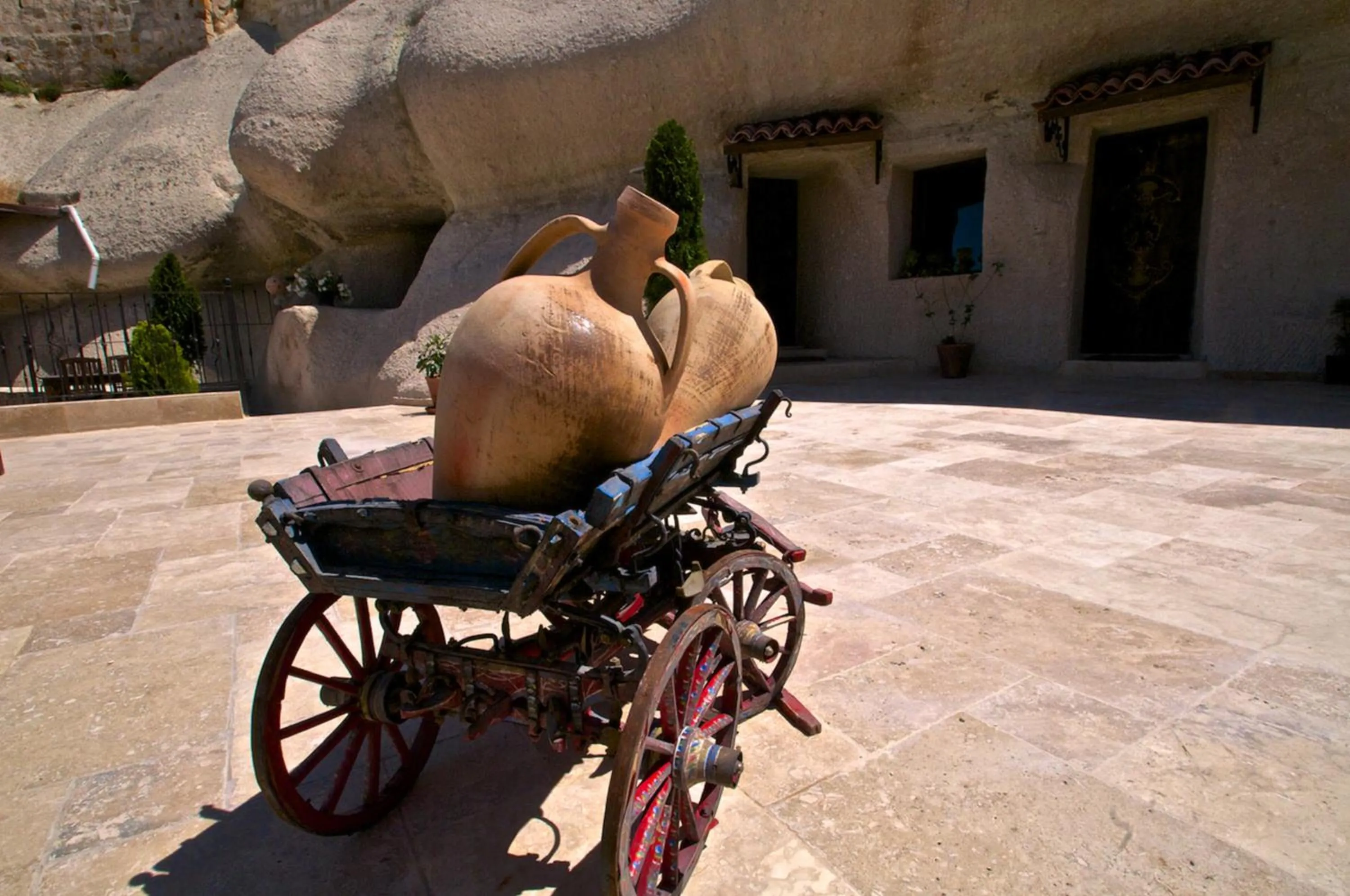 Decorative detail in Grand Cave Suites