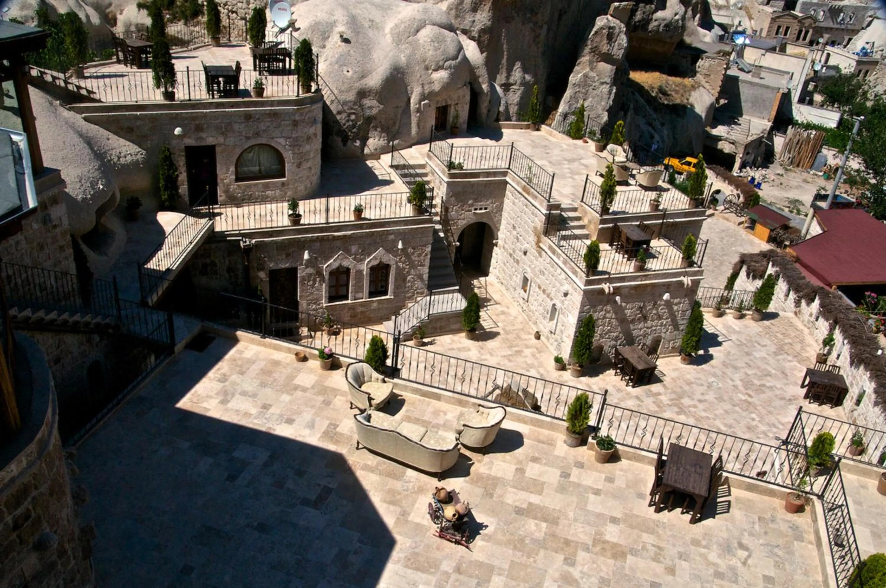 Property building in Grand Cave Suites