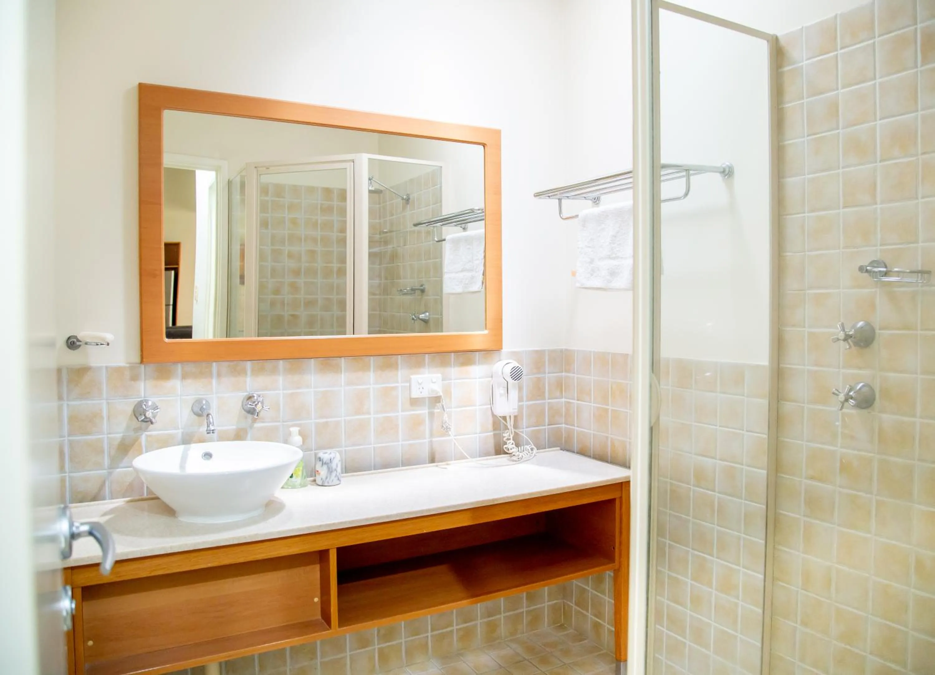 Bathroom in Presidential Bungalow