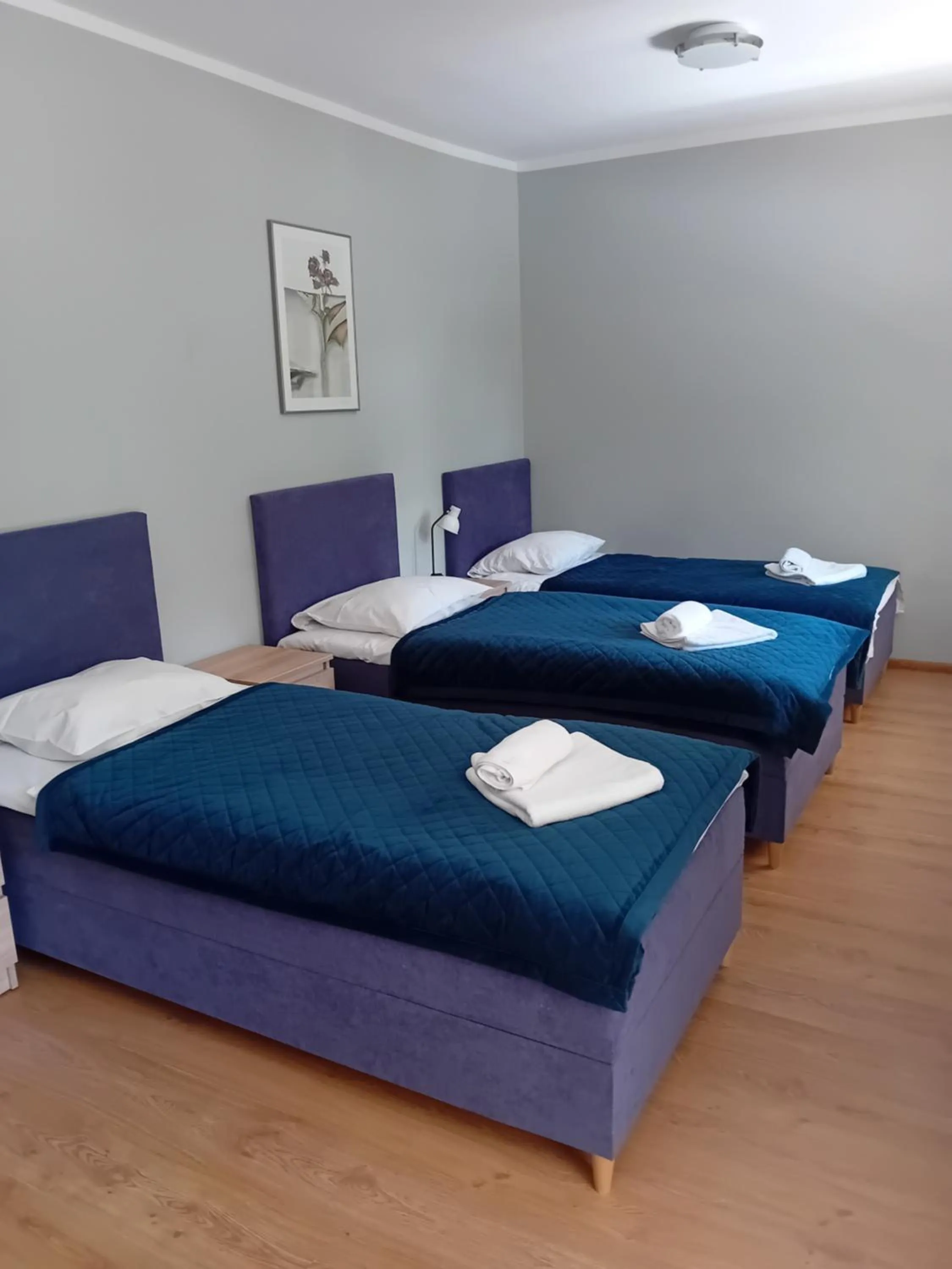 Photo of the whole room, Bed in Ośrodek Konferencyjno-Wypoczynkowy "Krucze Skały" w Karpaczu