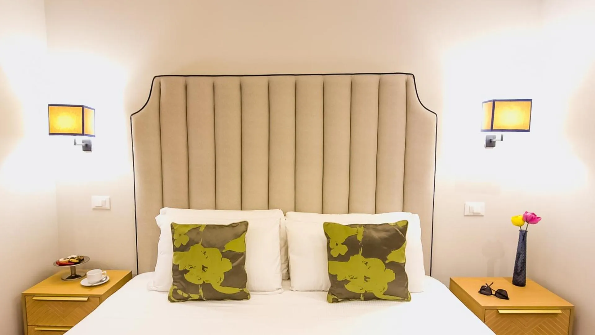 Bed in Navona Colors Hotel