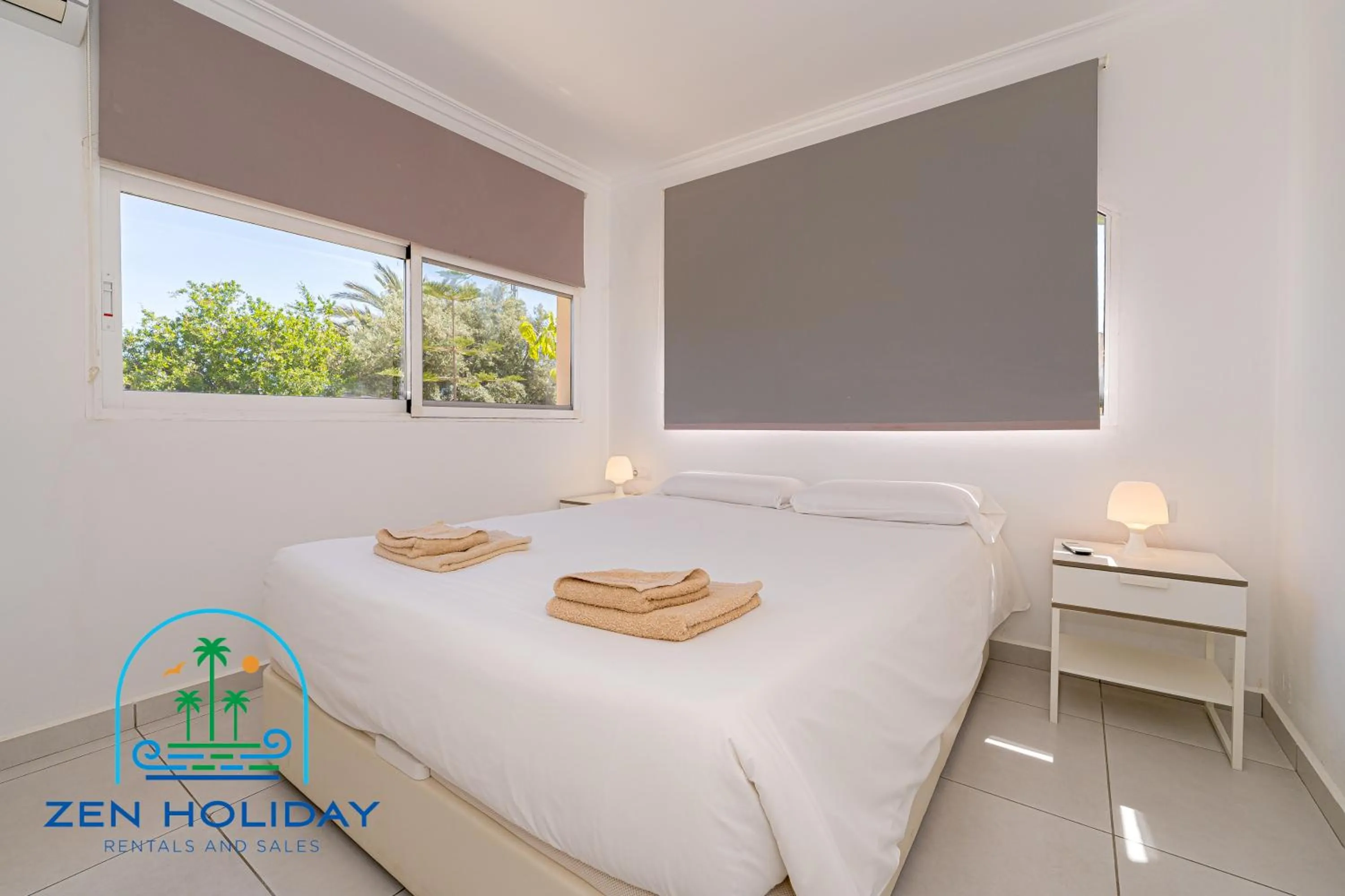 Villa Reyets 4 bed 3 bath Private Pool