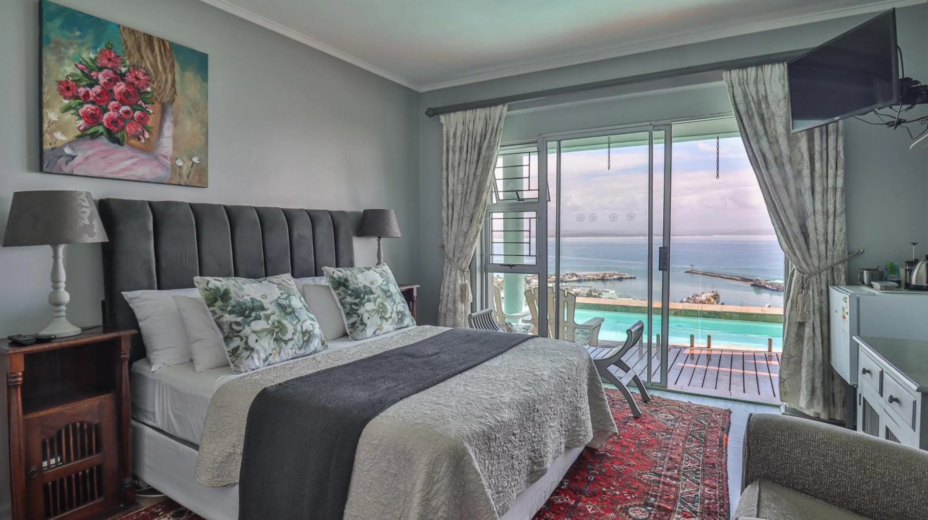 View (from property/room), Bed in 3ColoursBlue Guest House