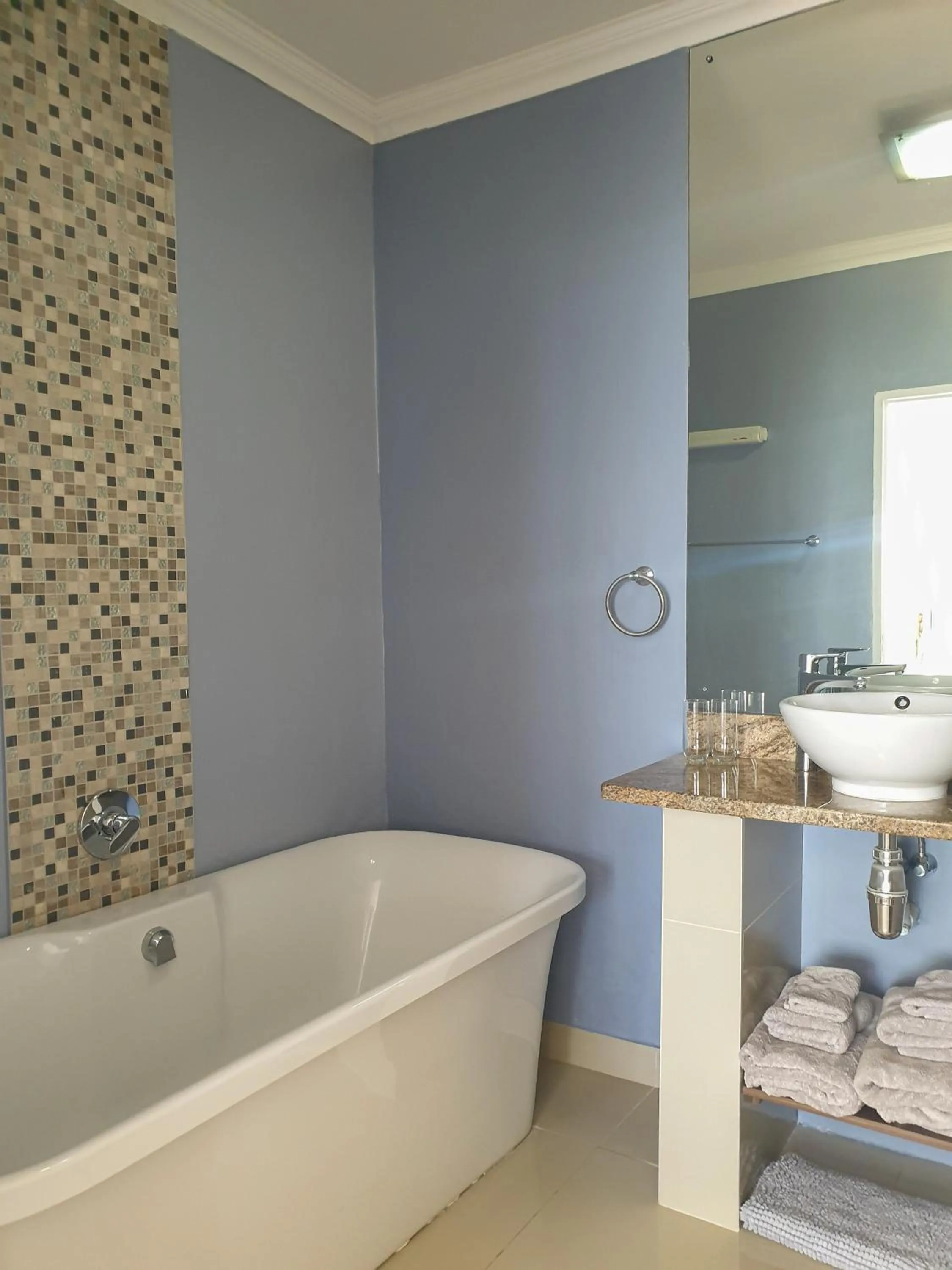 Bathroom in 3ColoursBlue Guest House