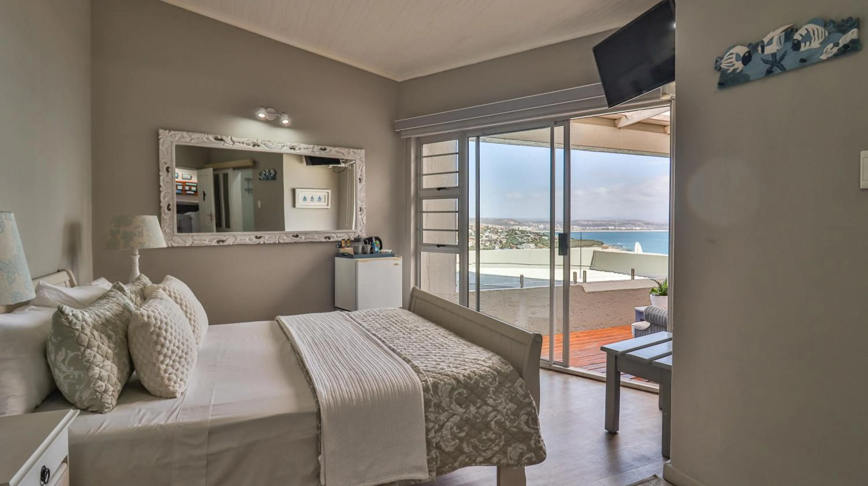 Bed in 3ColoursBlue Guest House