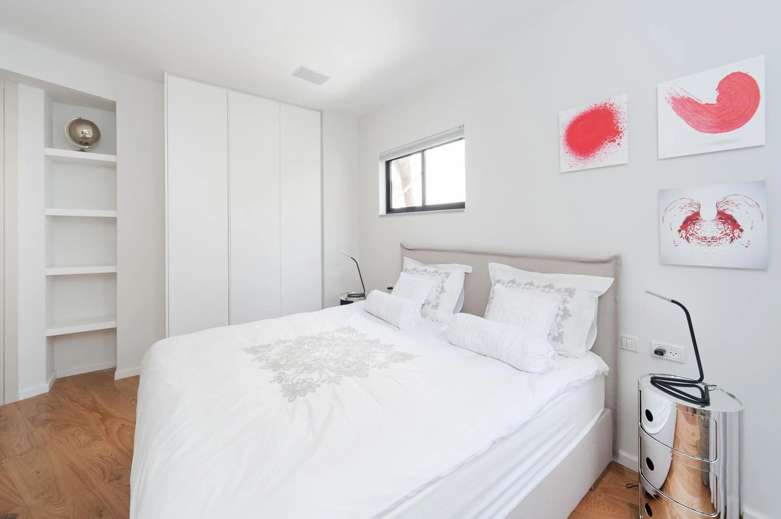 Bed in Hilton Beach by Five Stay
