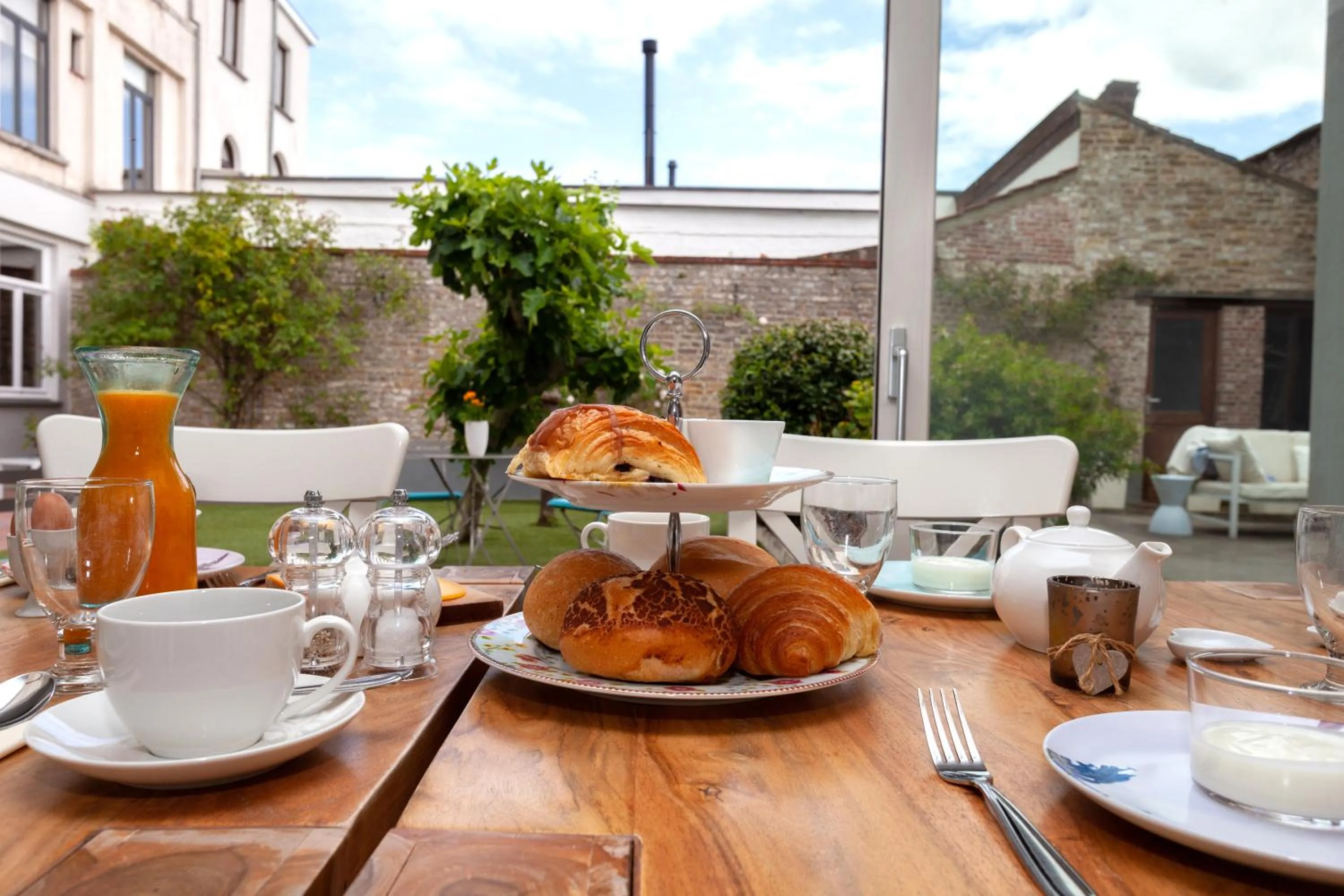 Breakfast in Boutique B&B The Townhouse