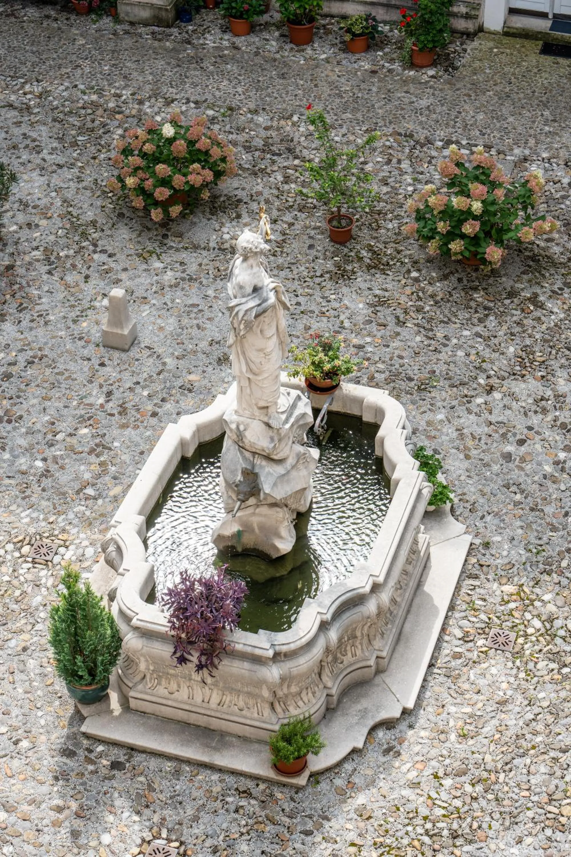 Patio in Gästehaus im Priesterseminar Salzburg