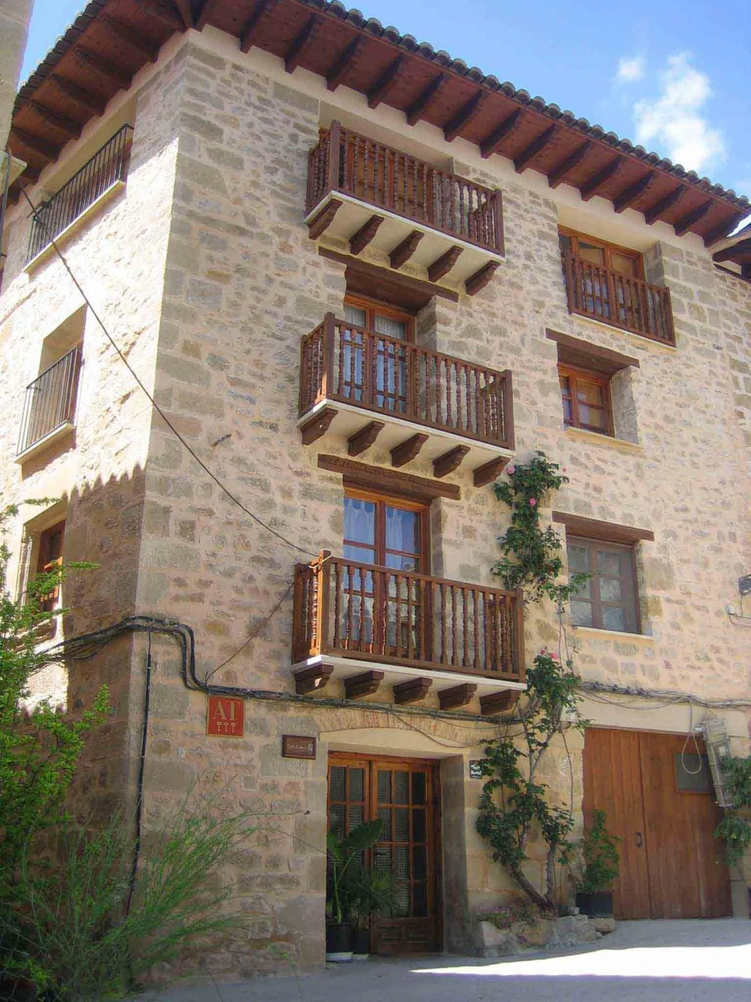 Facade/entrance in Apartamentos Santa Agueda