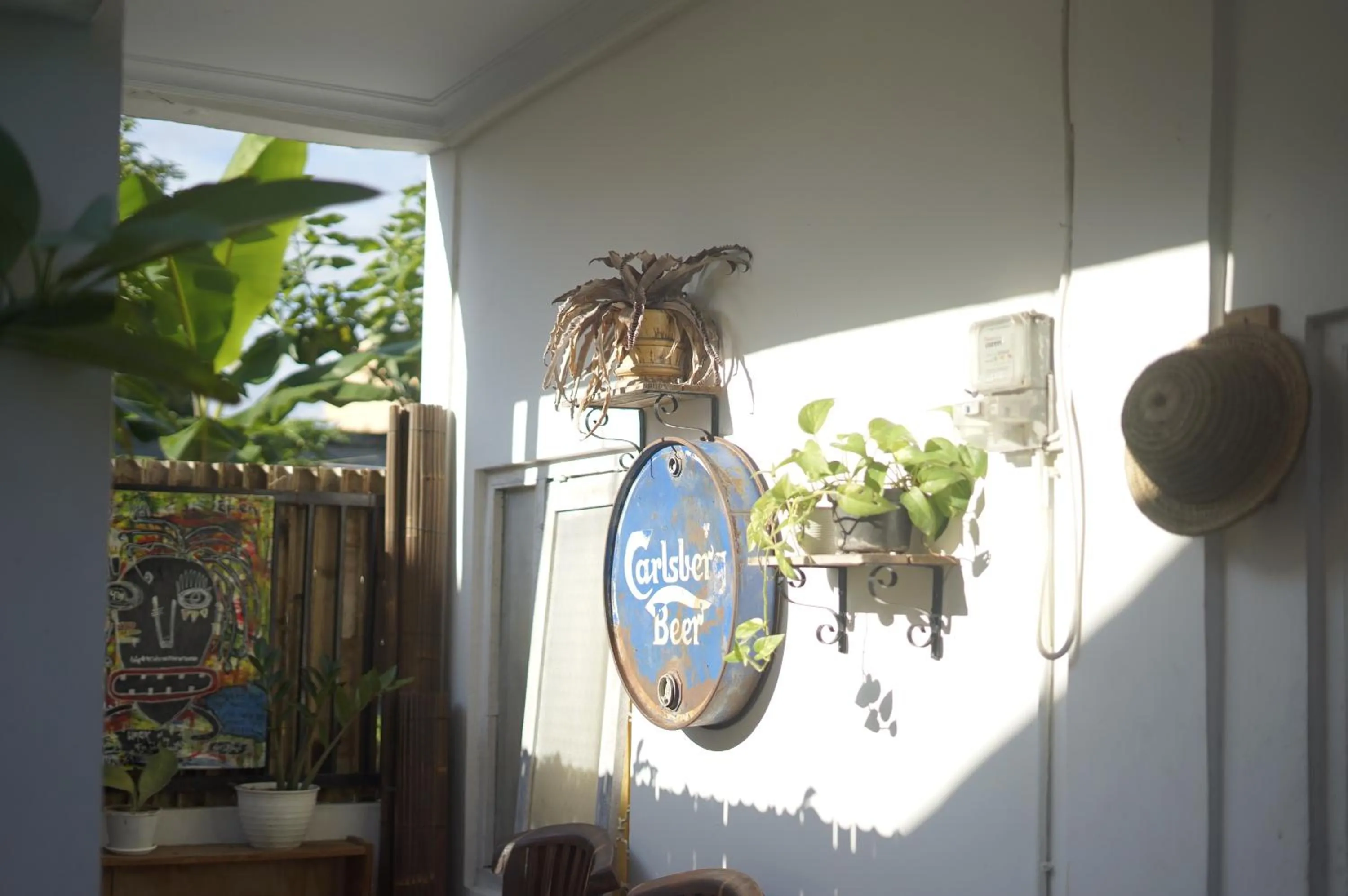 Decorative detail in Oke Baik Hostel