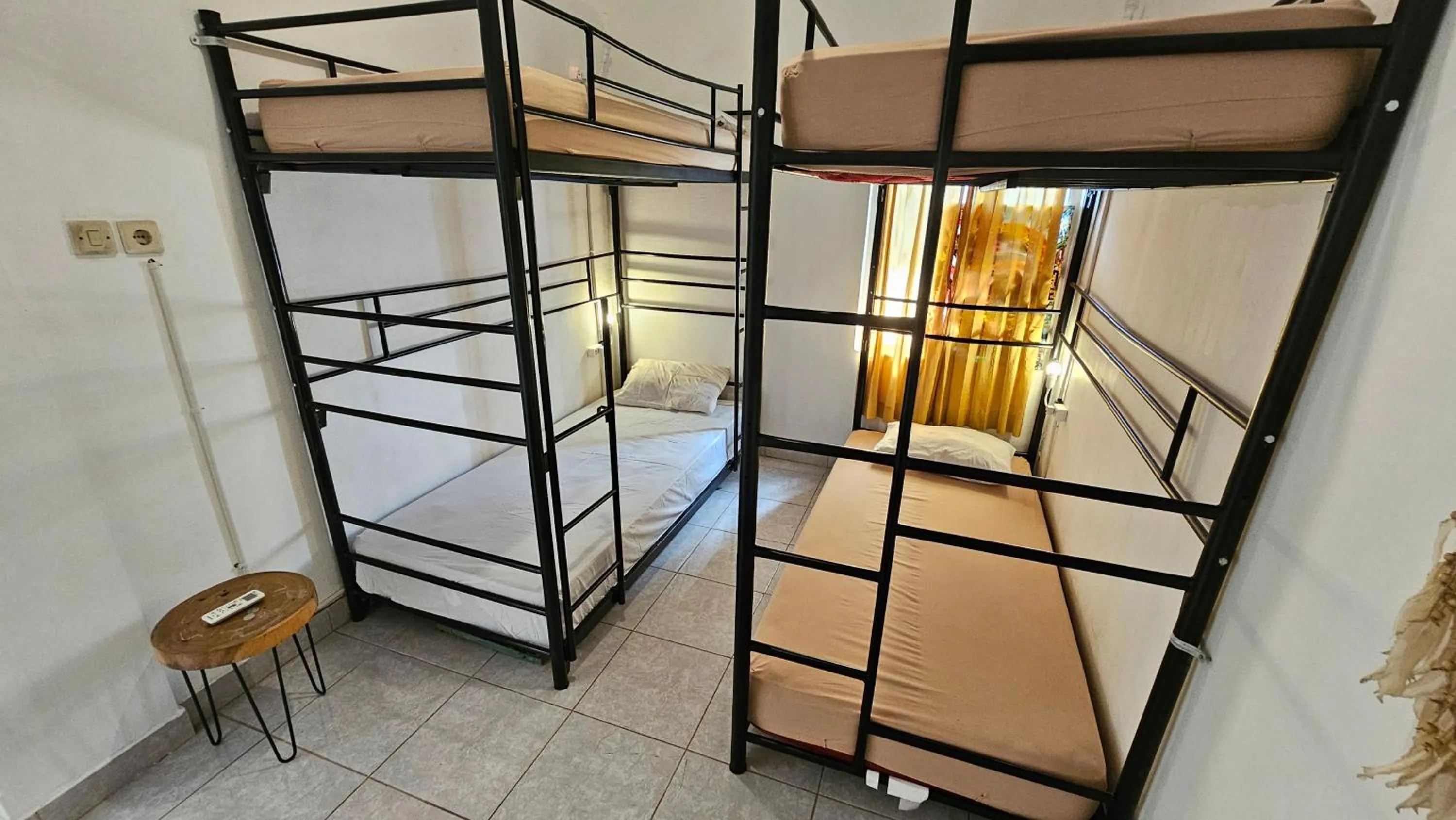 Bed in Oke Baik Hostel