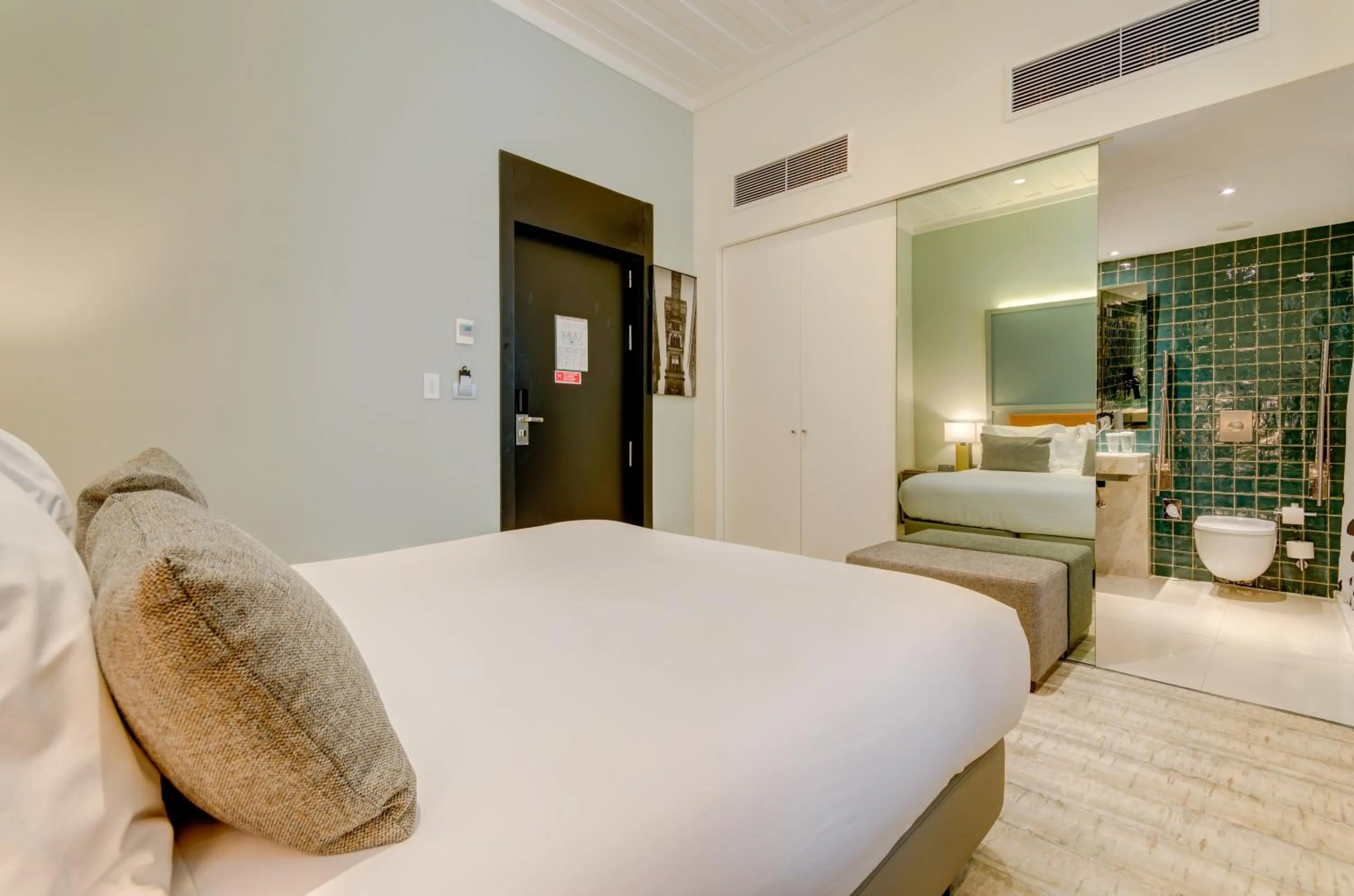 Area and facilities, Bed in Vincci Baixa