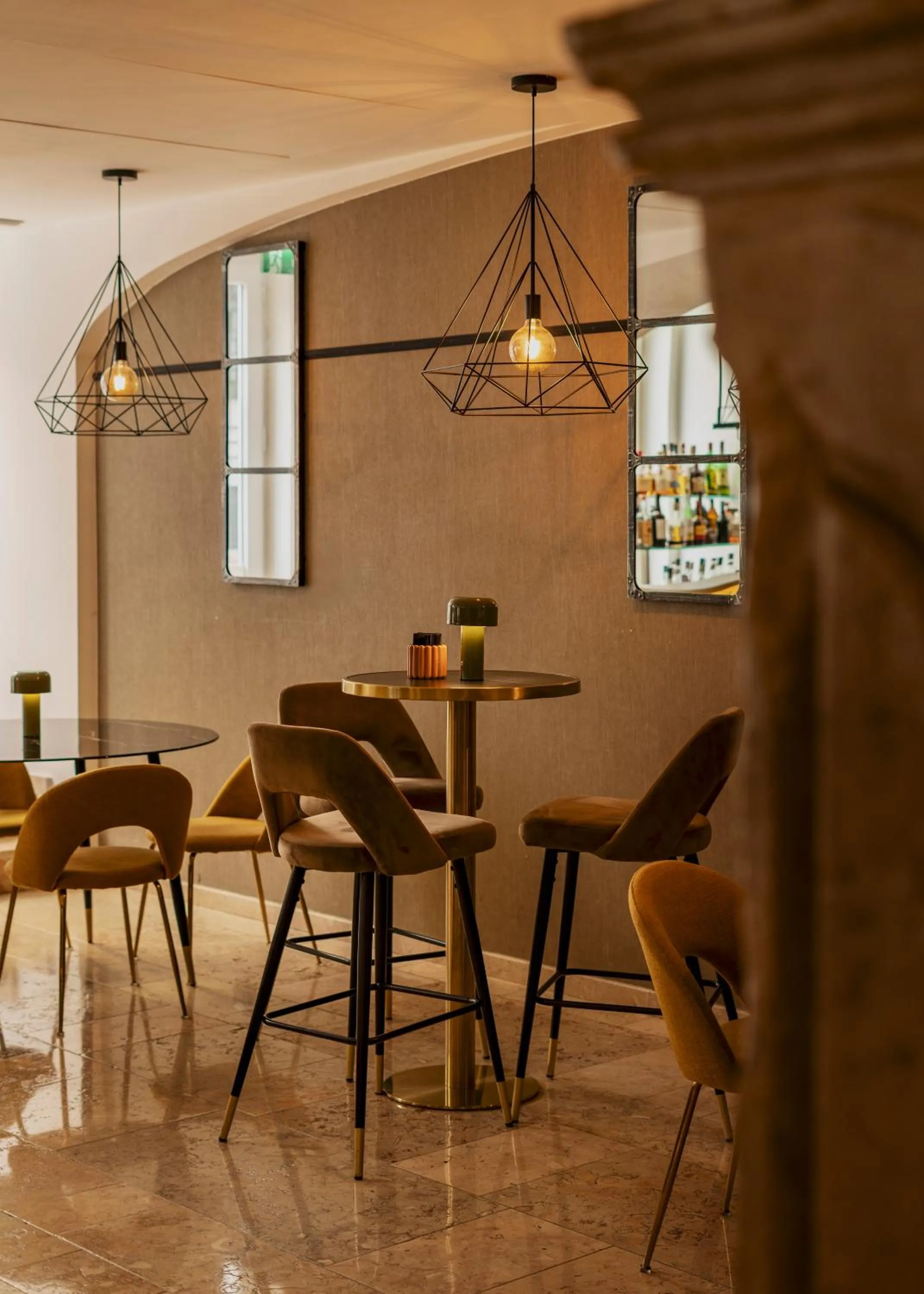 Restaurant/places to eat in Vincci Baixa