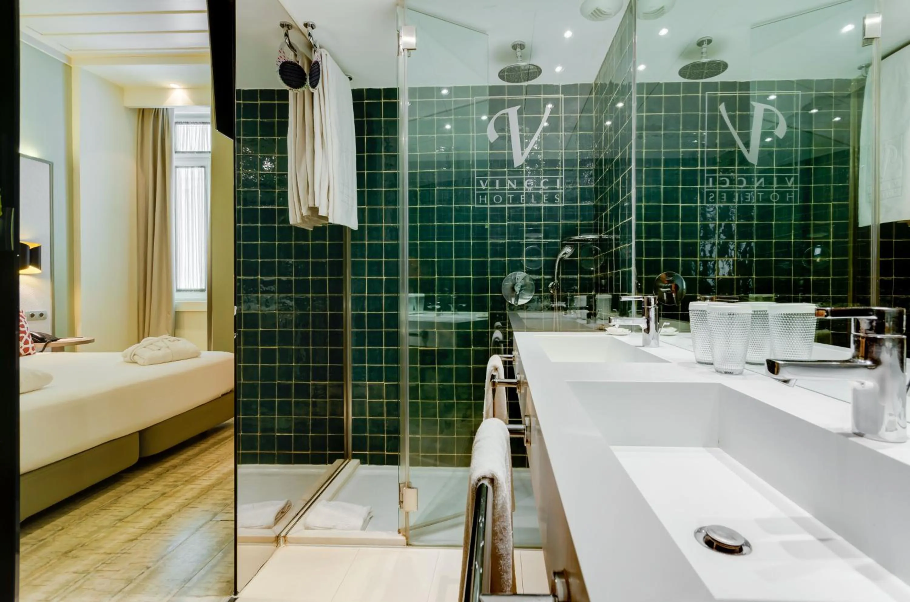 Bathroom in Vincci Baixa