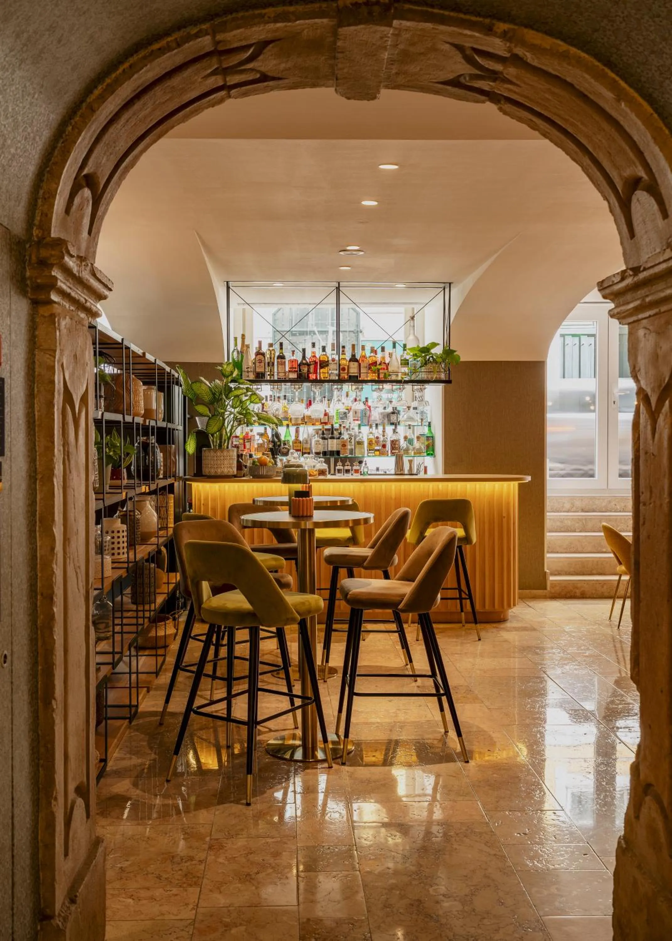 Lounge or bar in Vincci Baixa