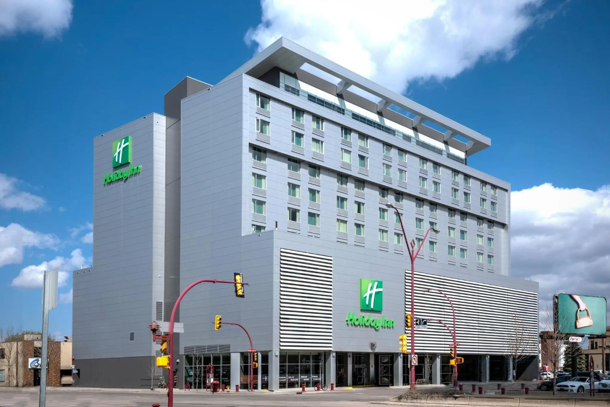 Property building in Holiday Inn Saskatoon Downtown by IHG