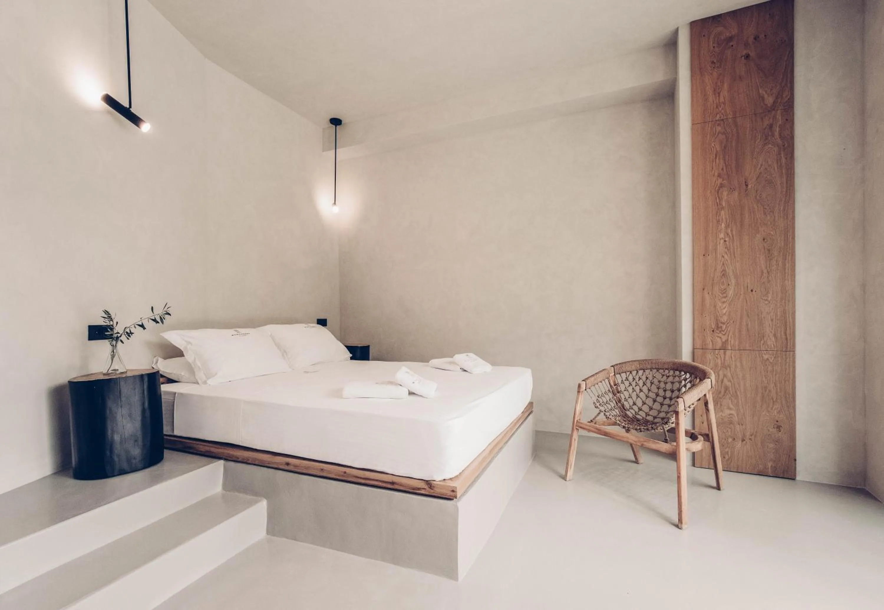 Bedroom, Bed in Monastery Estate Retreat