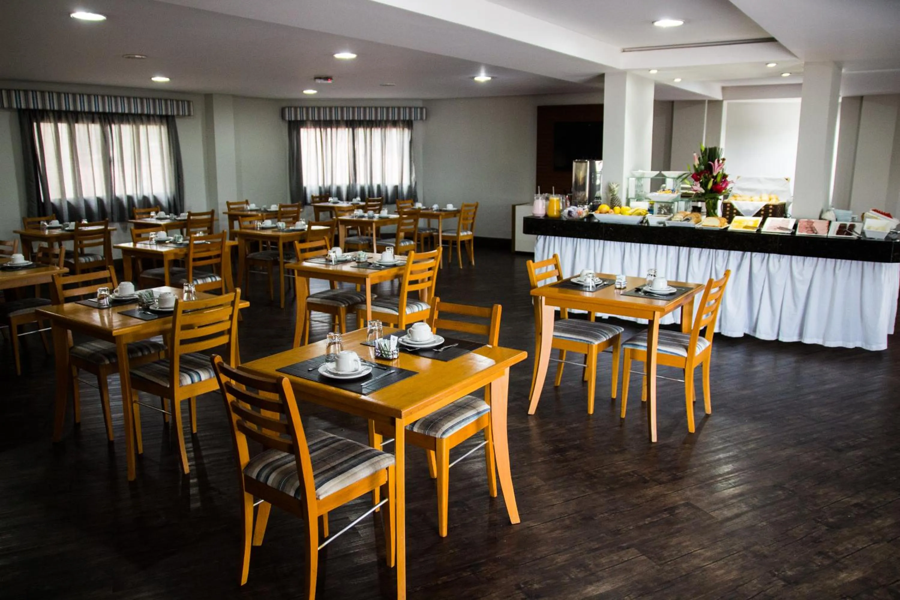 Restaurant/places to eat in Hotel Brisa Rio