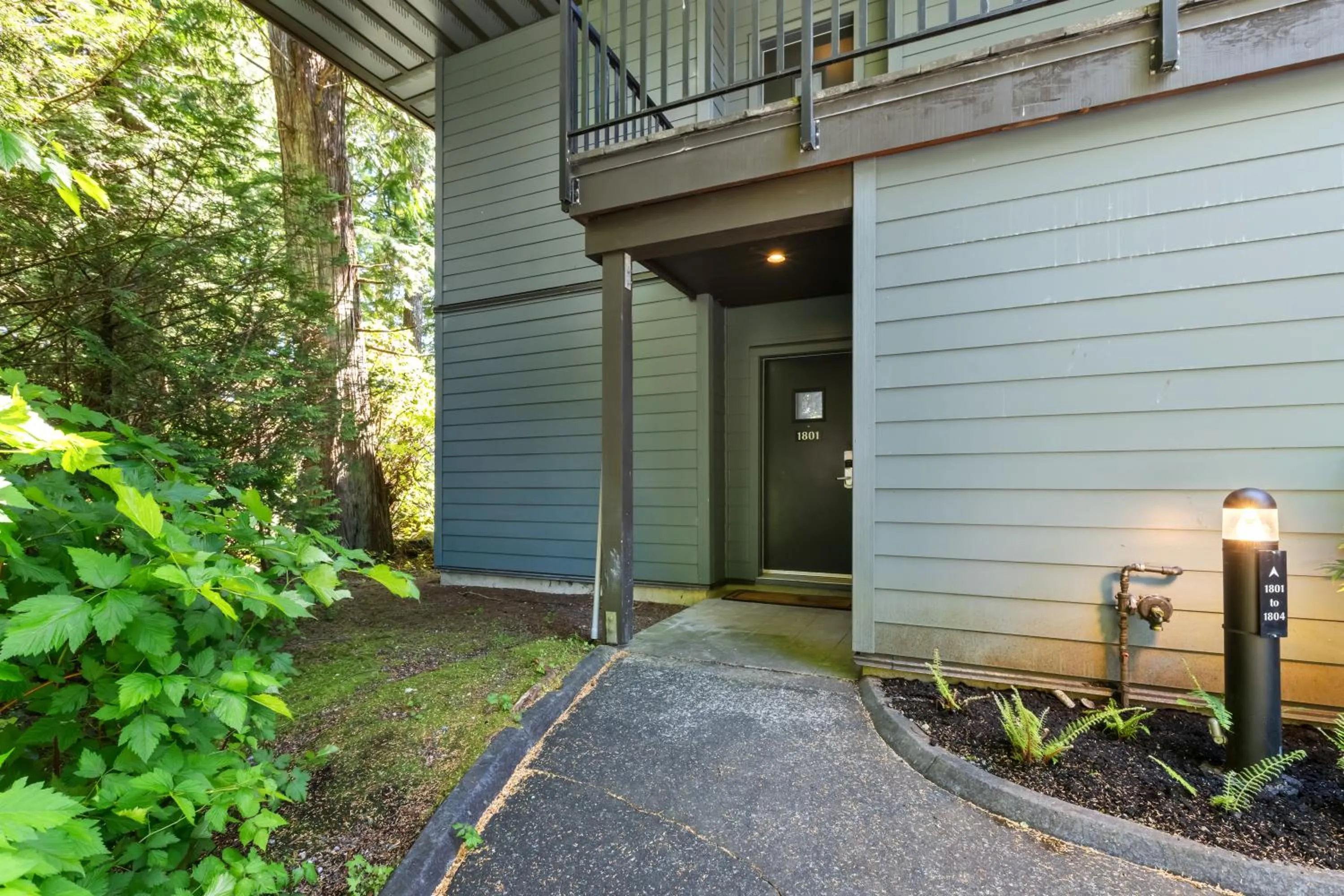 Black Rock Oceanfront Resort