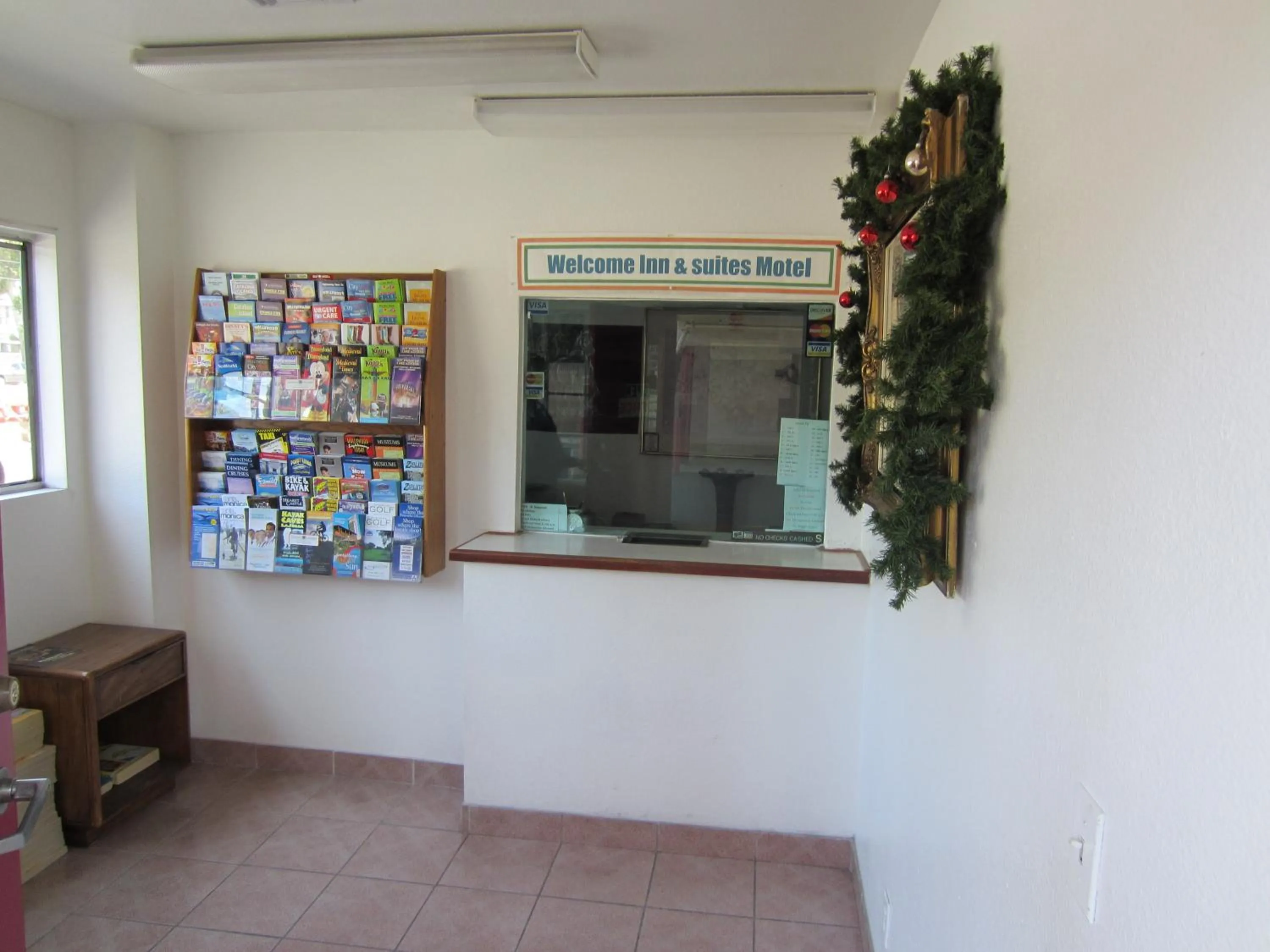 Lobby or reception in Welcome Inn & Suites Anaheim