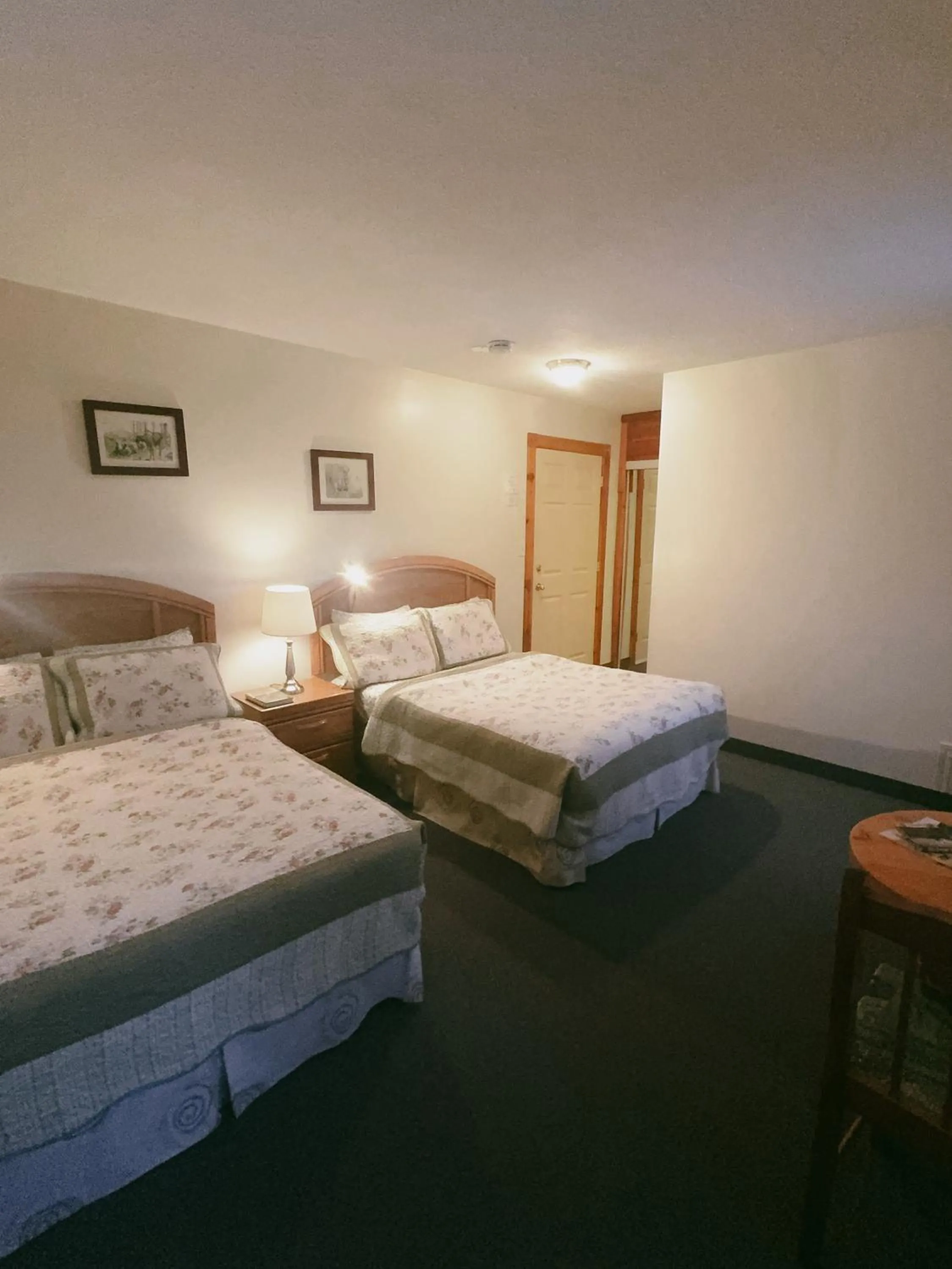 Bedroom, Bed in Alpine Meadows Lodge